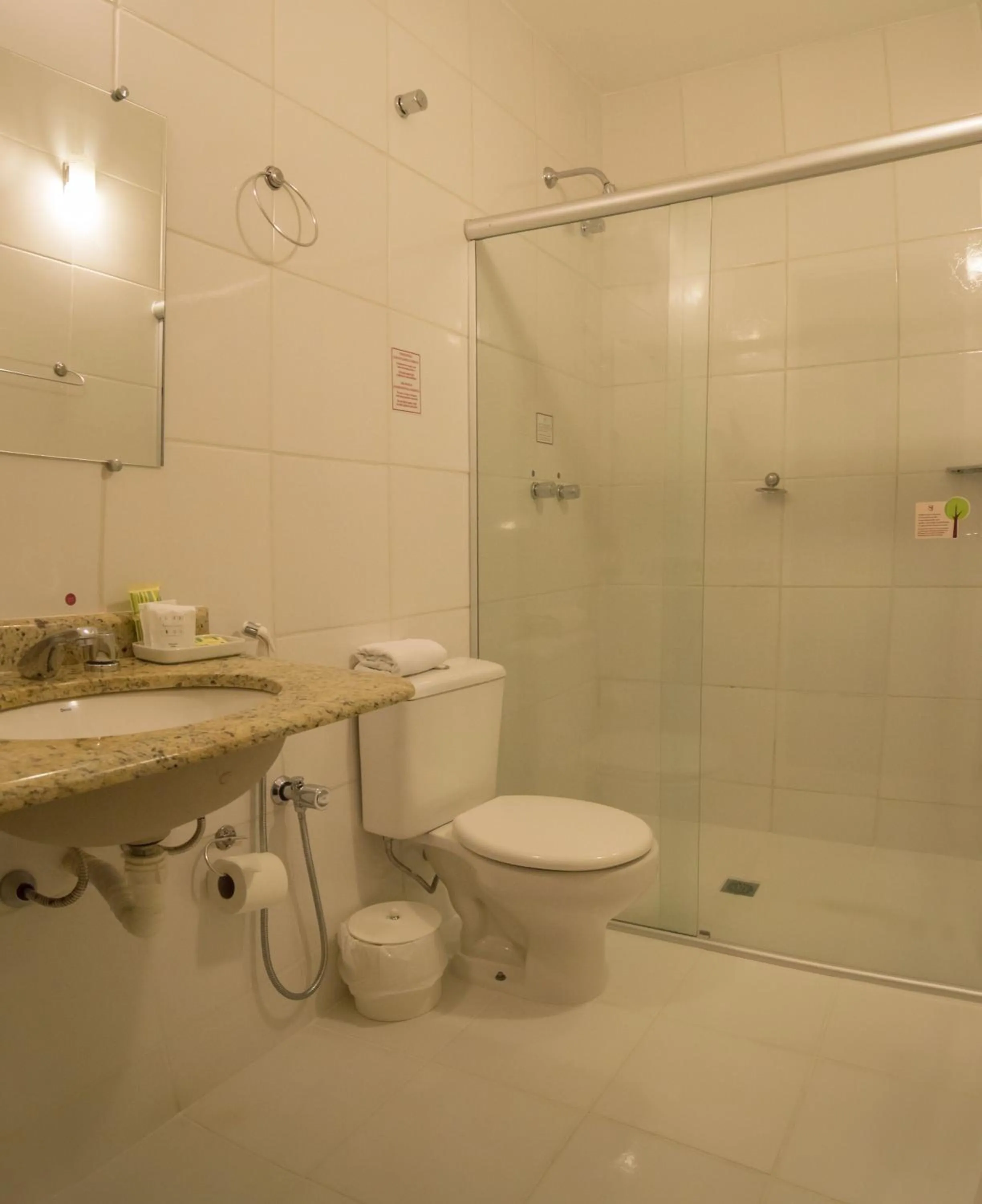 Toilet in SJ Jaguariaíva - San Juan Jaguariaíva