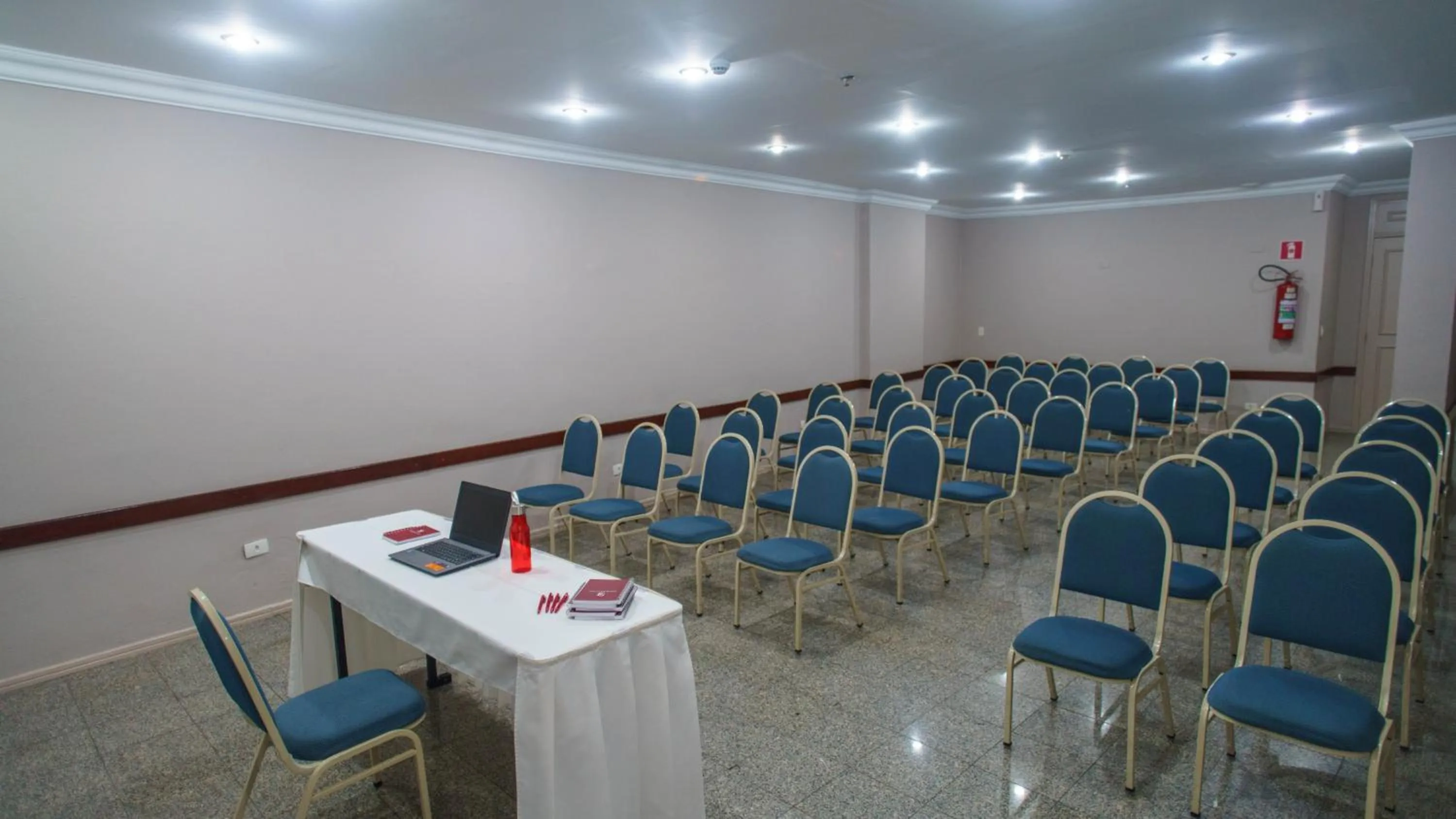 Banquet/Function facilities in SJ Business - San Juan São Paulo