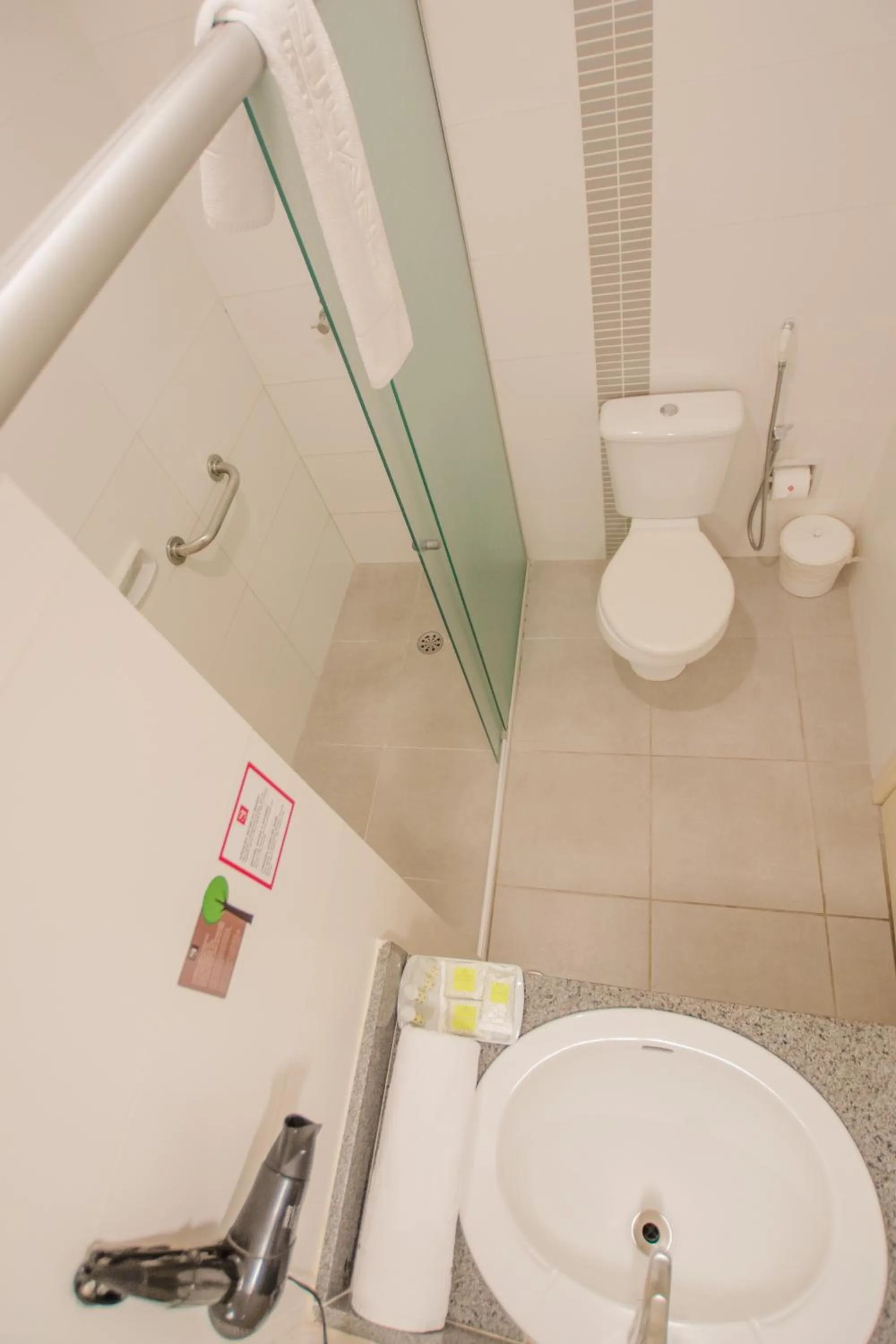 Bathroom in SJ Business - San Juan São Paulo