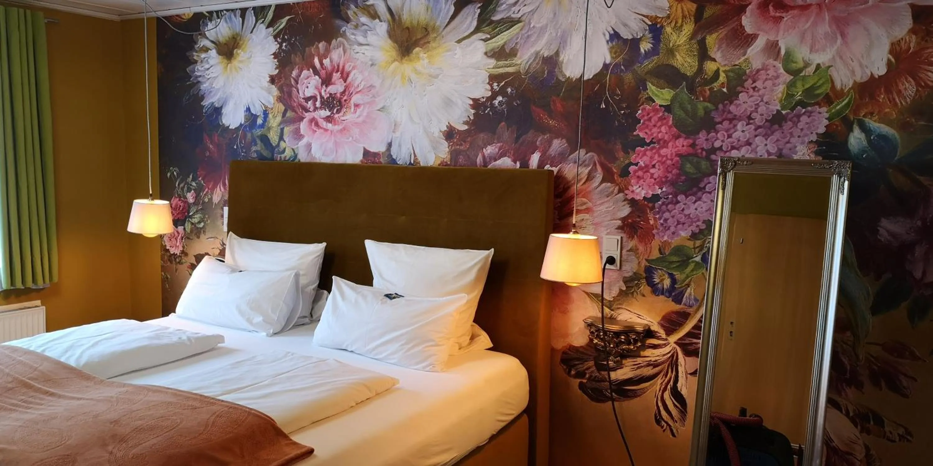 Bed in Boutique Hotel & Bio Wirtshaus Schwarzer Bock