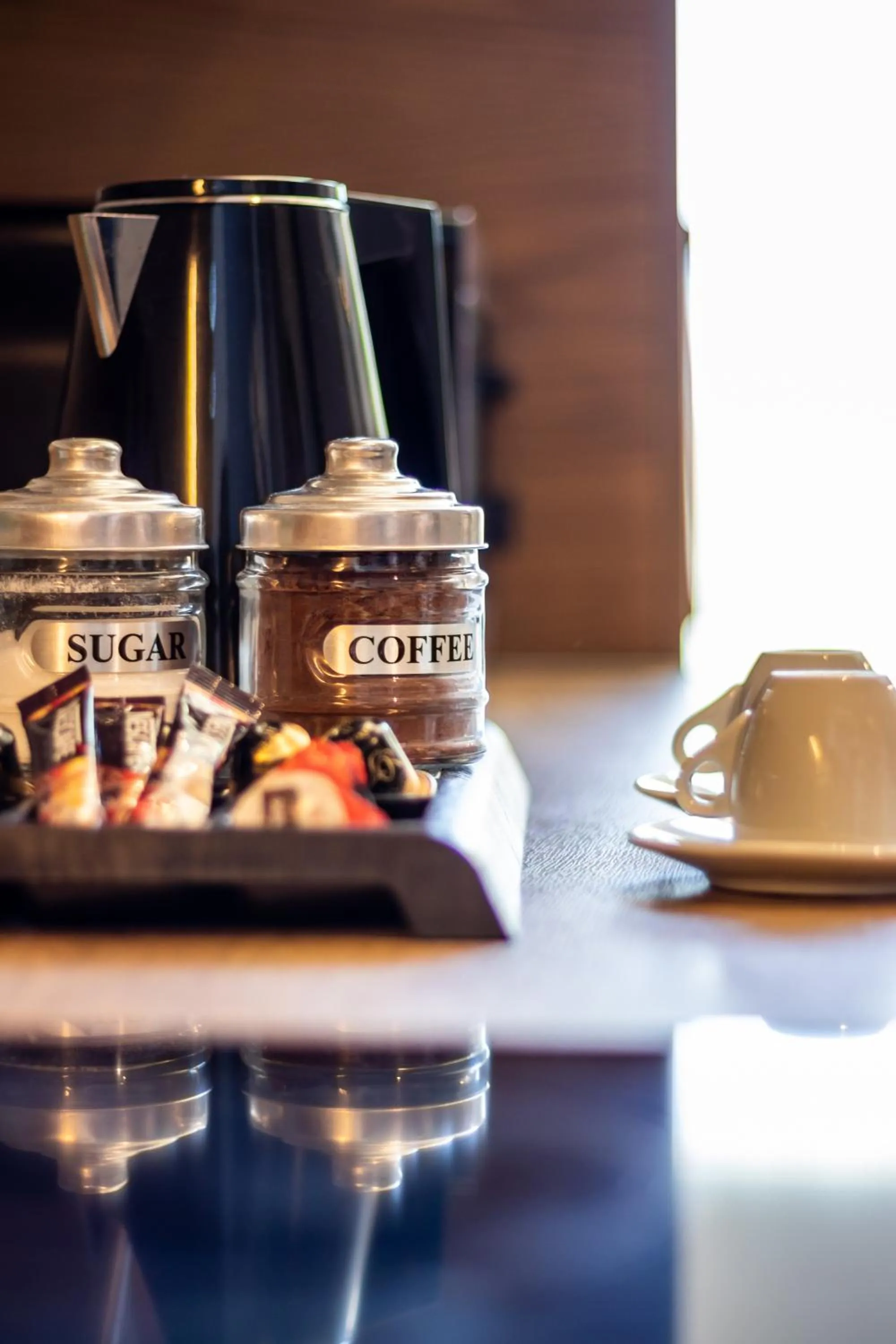 Coffee/tea facilities in Serenity Suites