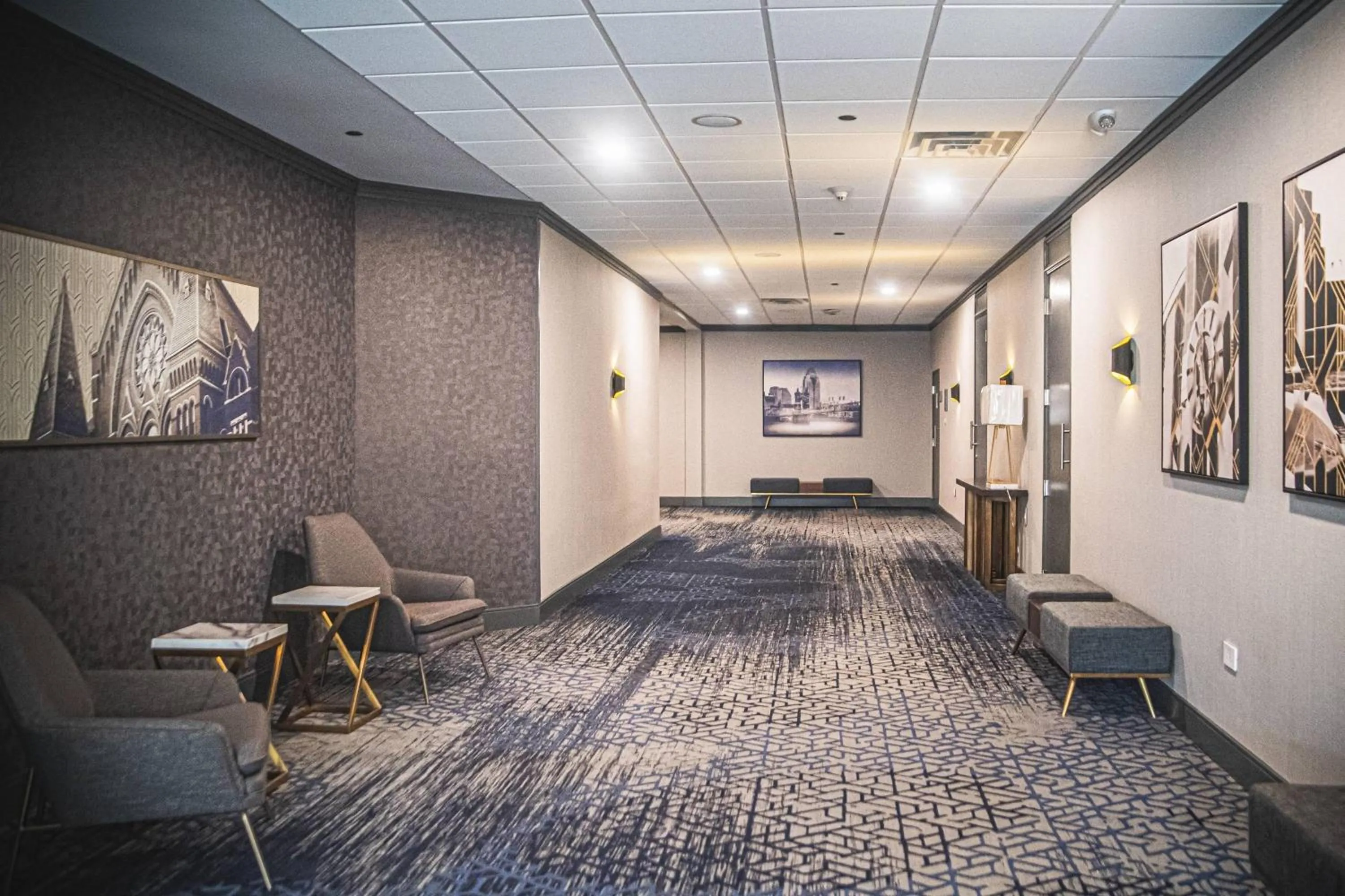 Meeting/conference room in Delta Hotels by Marriott Cincinnati Sharonville