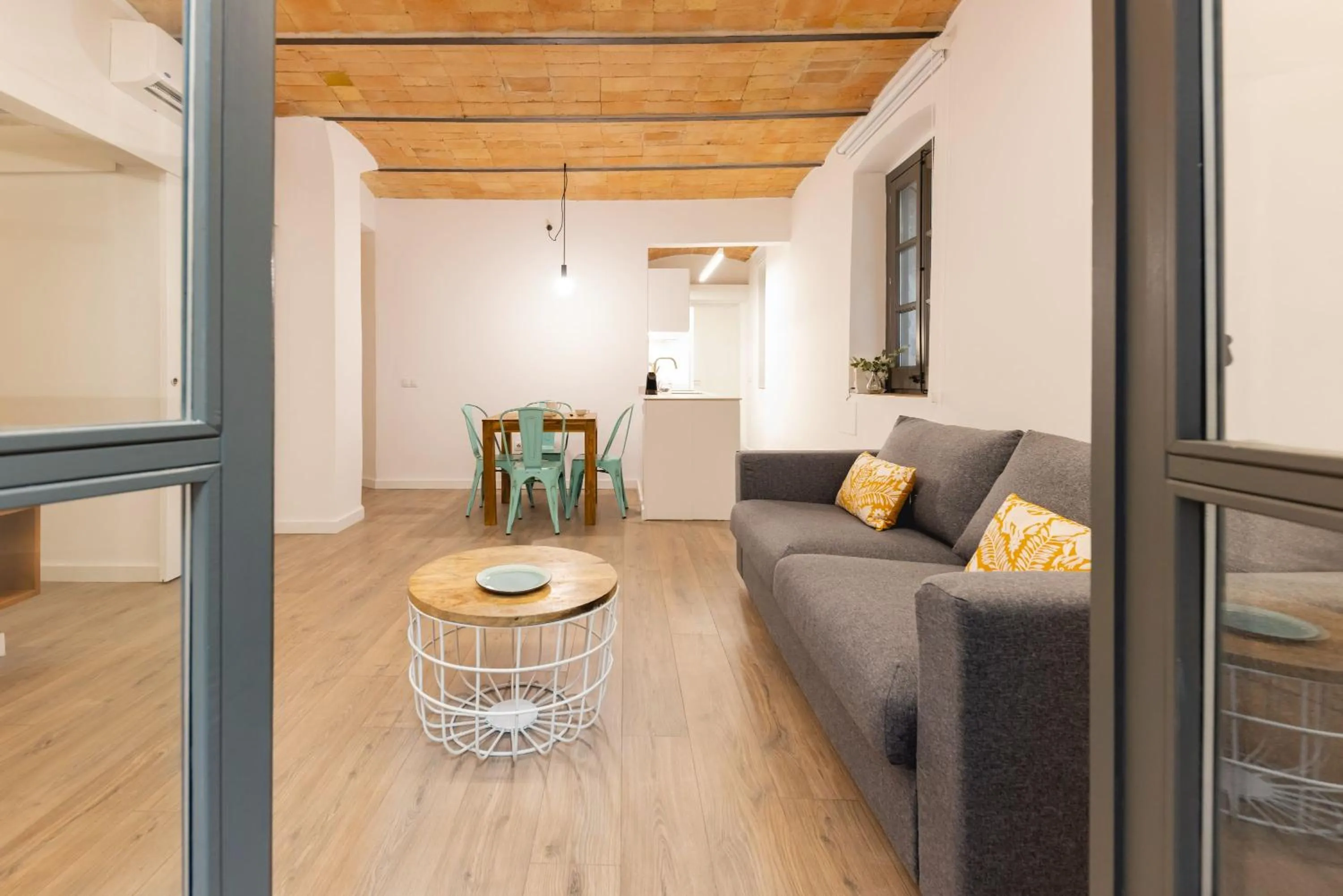 Living room in Bravissimo Cort Reial Entresol A