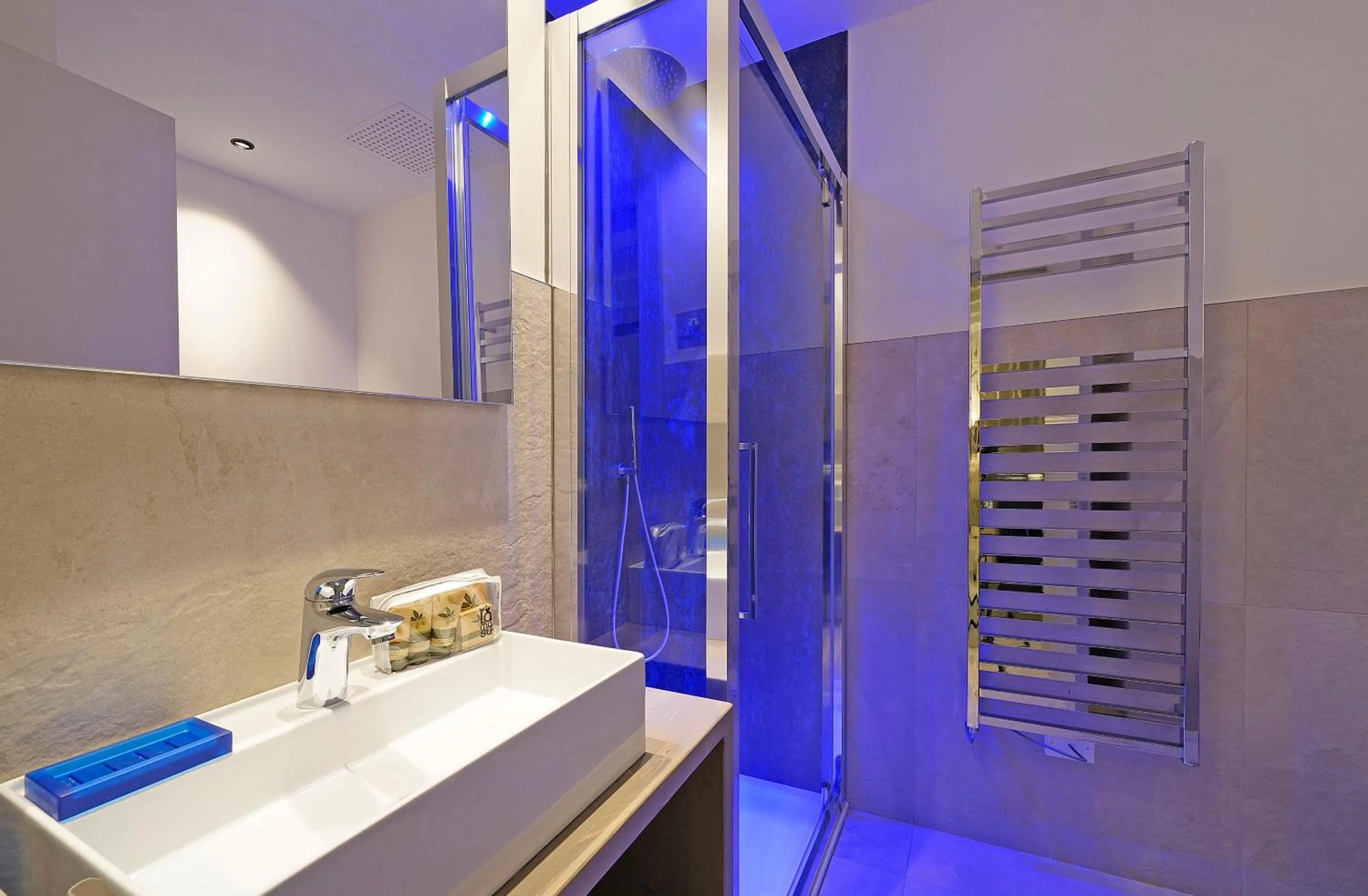 Bathroom in Lamasu RioVerde - Lago di Garda