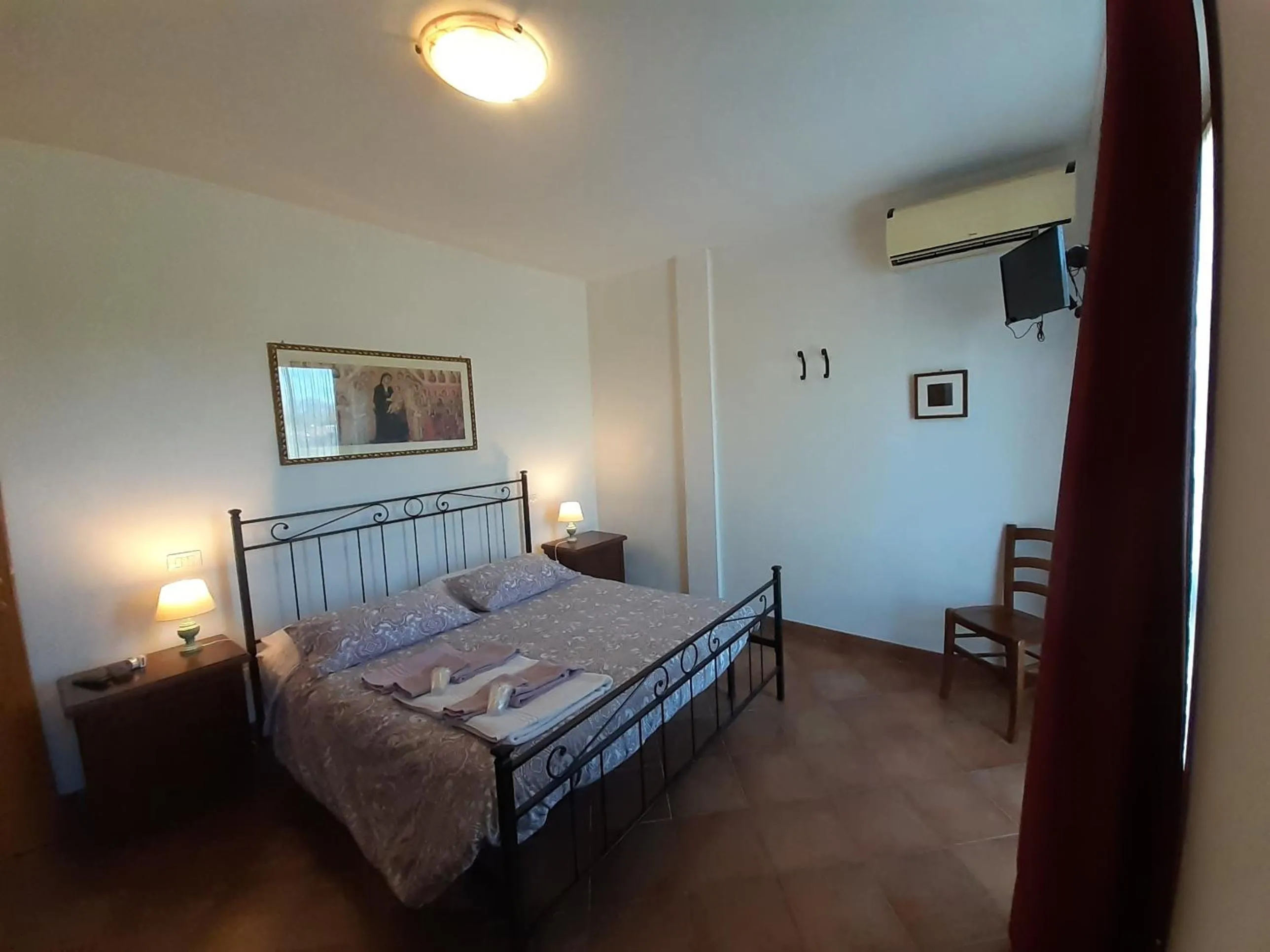 TV and multimedia, Bed in B&B La Verbena