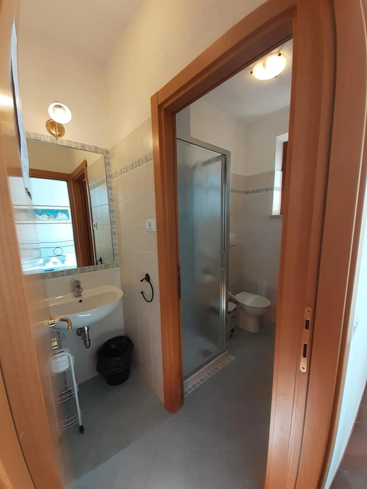 Shower in B&B La Verbena