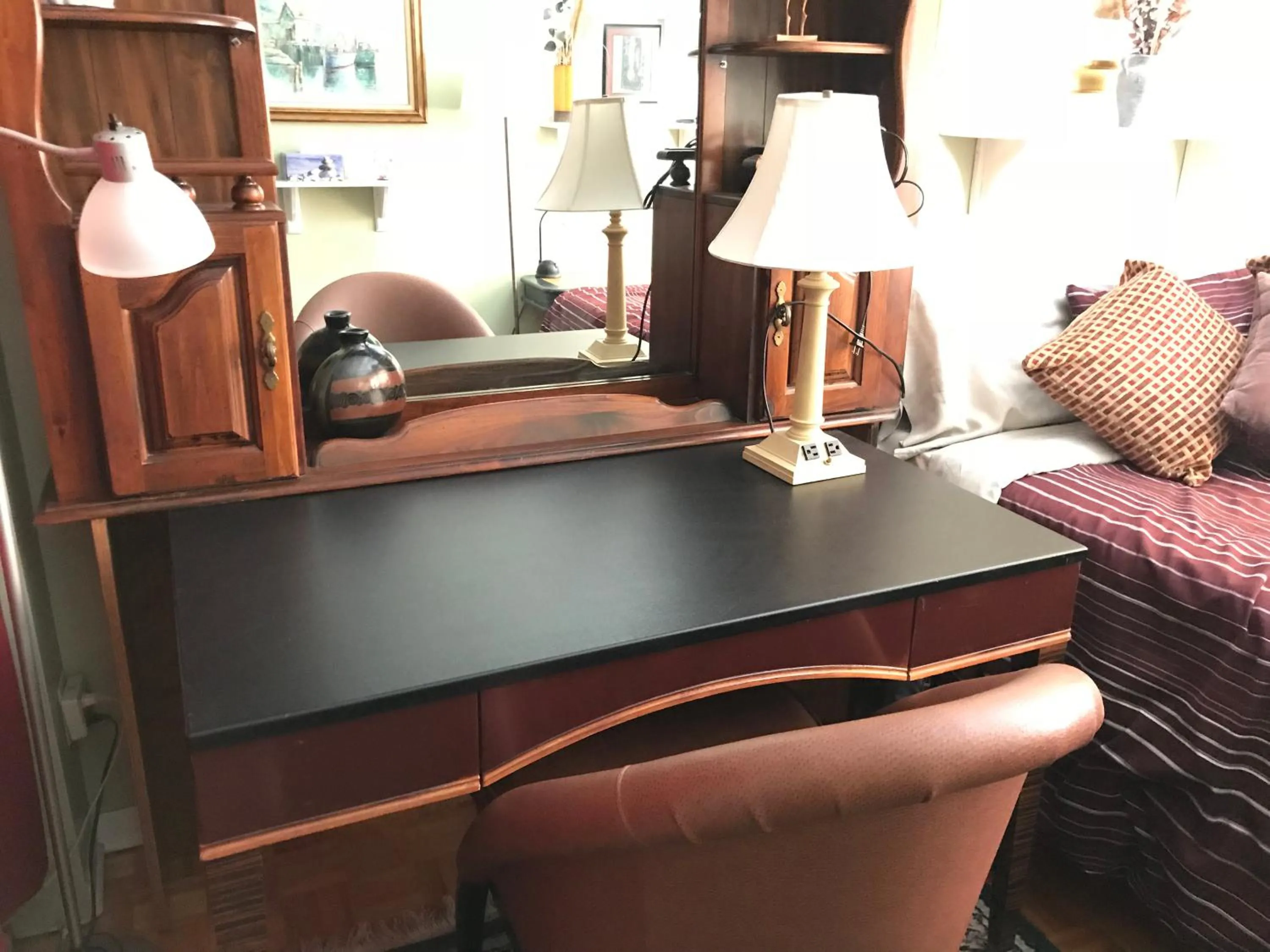 Repos & Manna Downtown Montréal