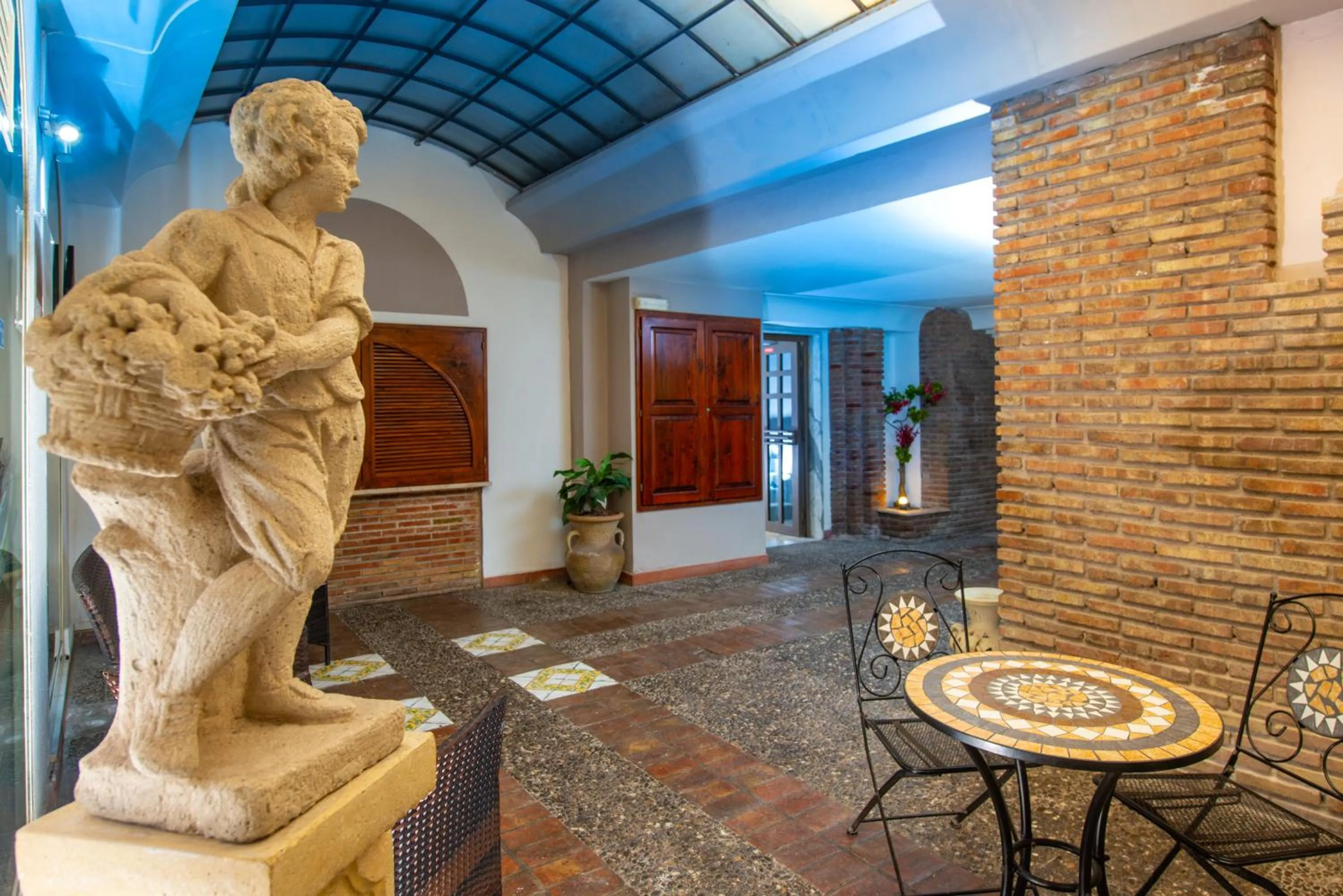 Lobby or reception in Life Hotels Residence dei Baroni