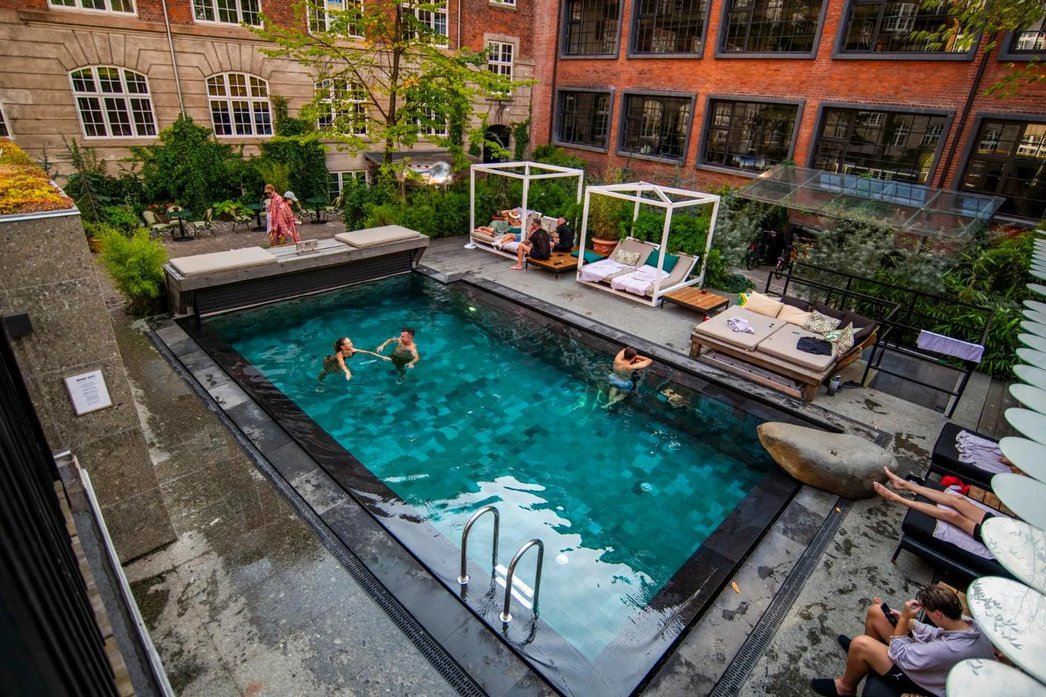 Swimming pool in Bryggen Guldsmeden