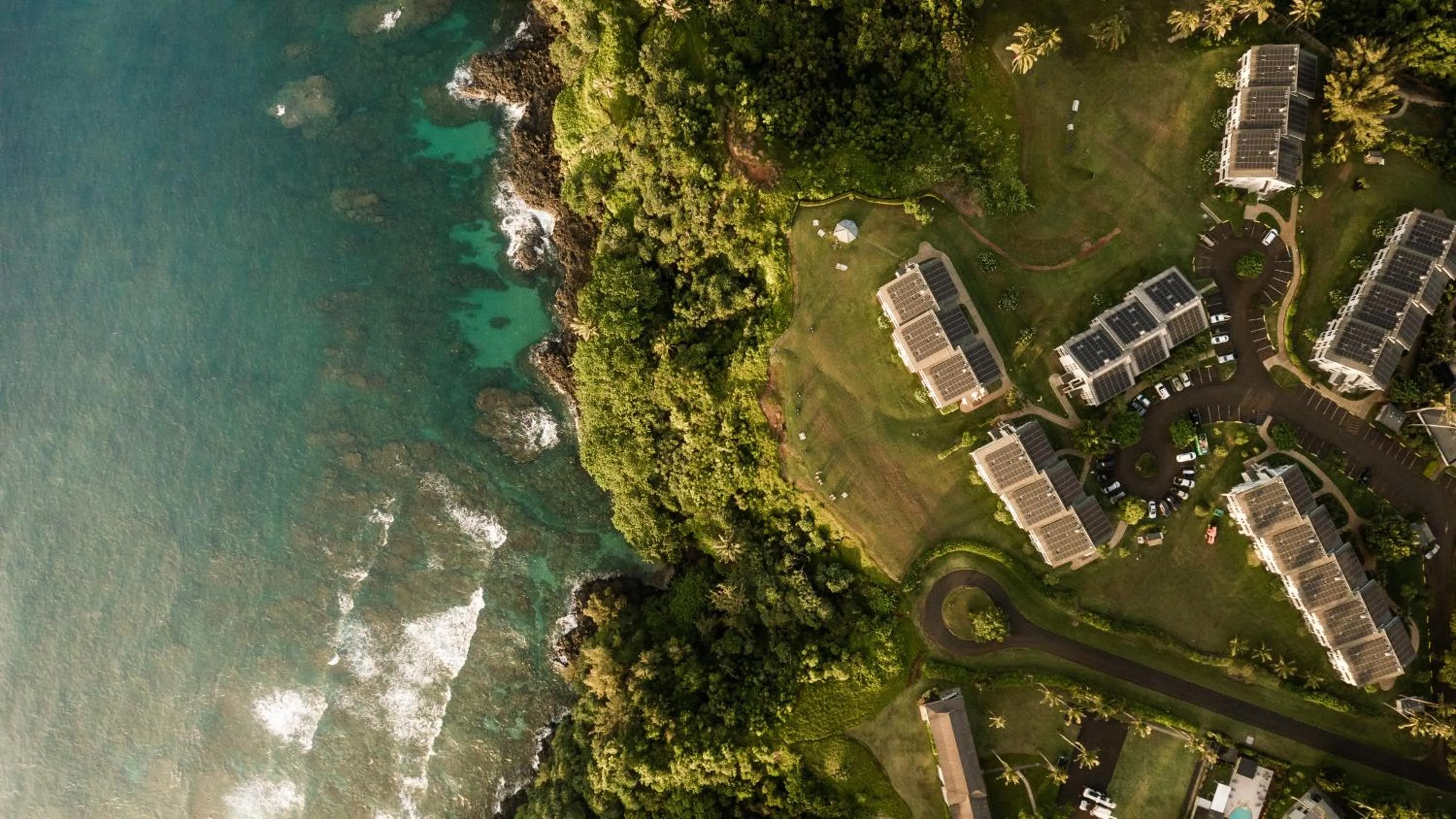 Property building in The Cliffs at Princeville