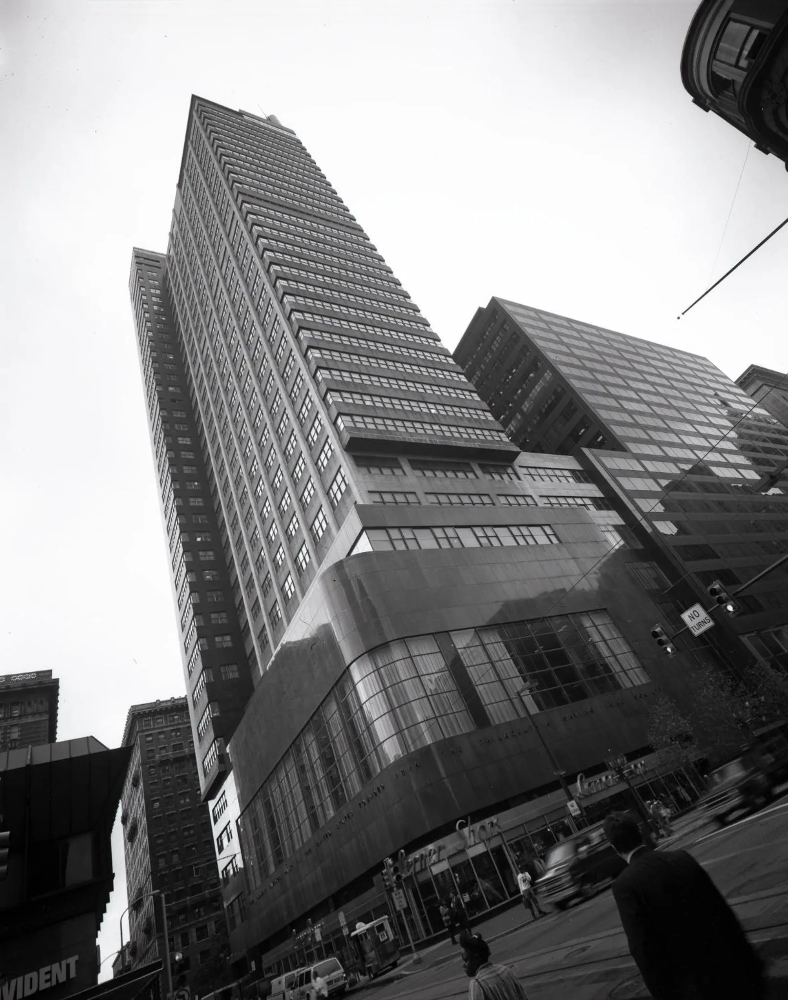 Property building in Loews Philadelphia Hotel