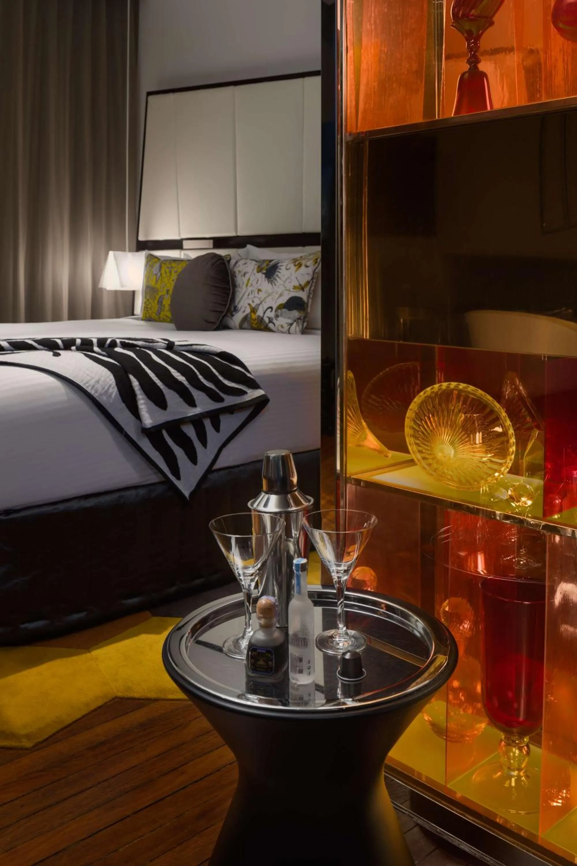 Photo of the whole room, Bed in QT Sydney