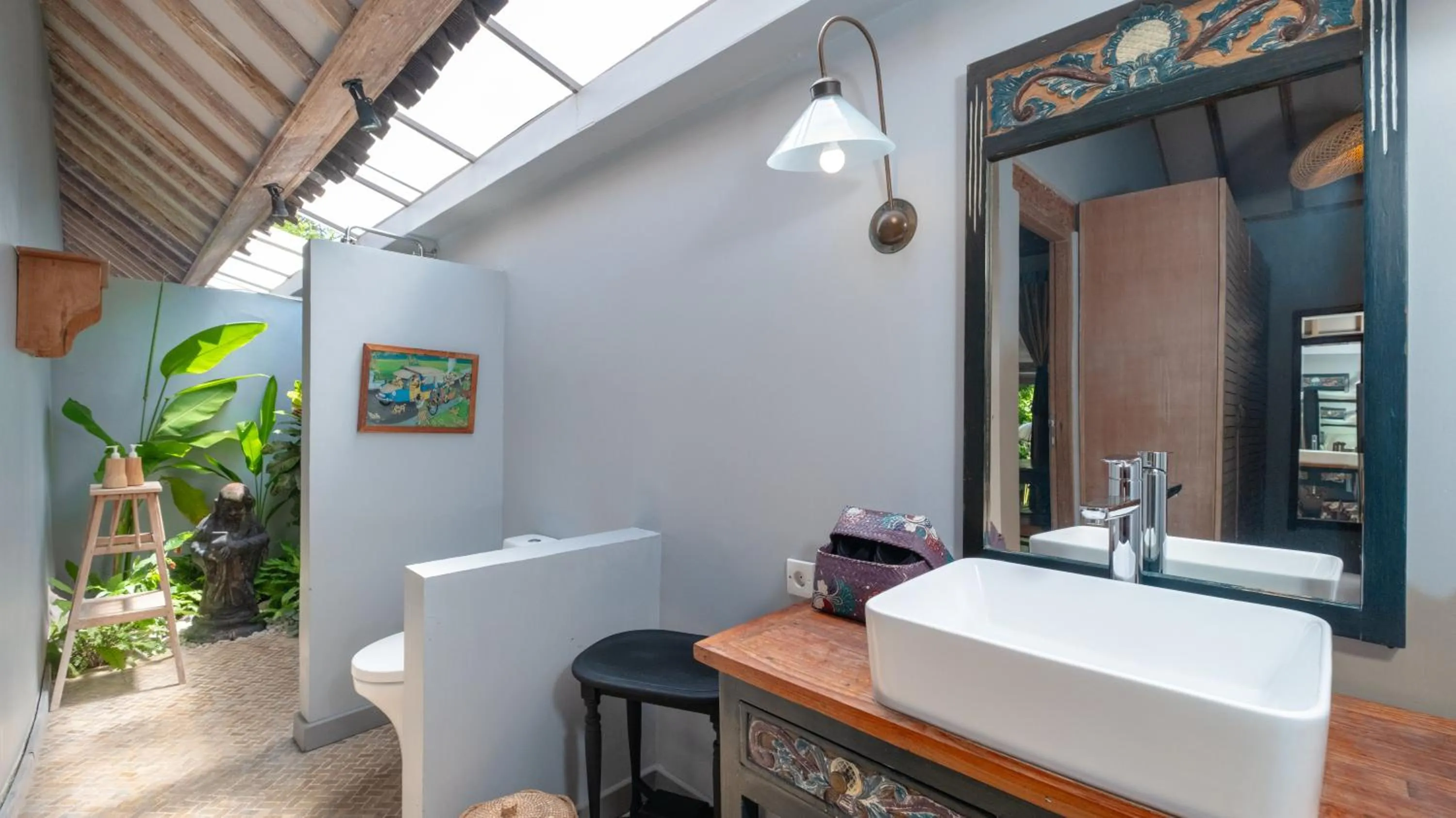 Bedroom in Villa Koyama by Villa Finder