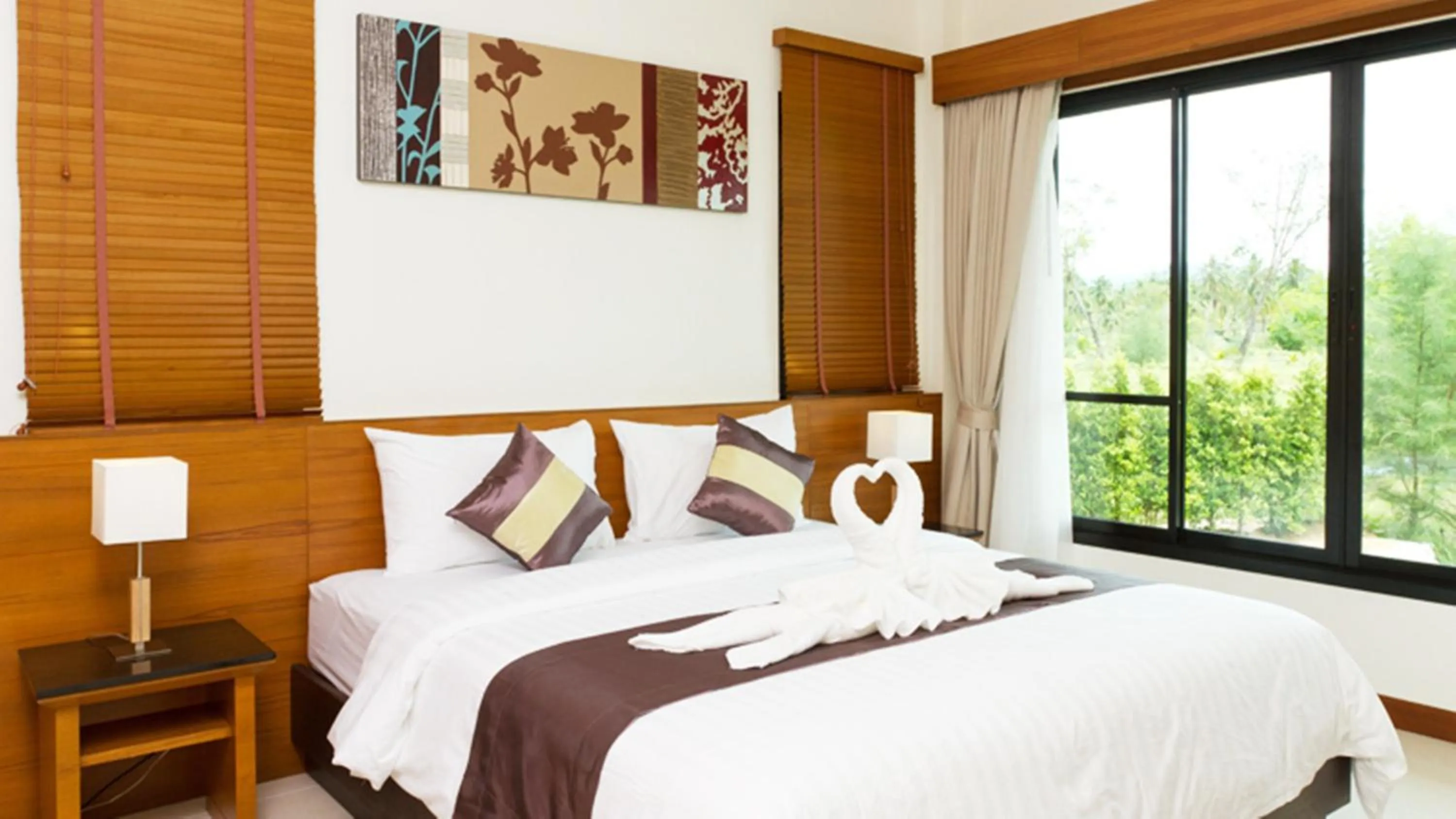 Bed in Khaolak Blue Lagoon Resort - SHA Extra Plus
