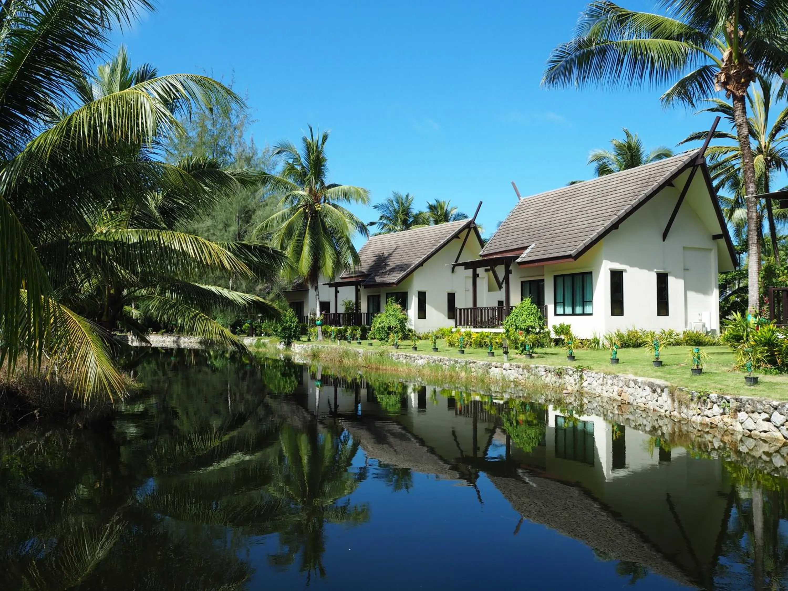 Property building in Khaolak Blue Lagoon Resort - SHA Extra Plus