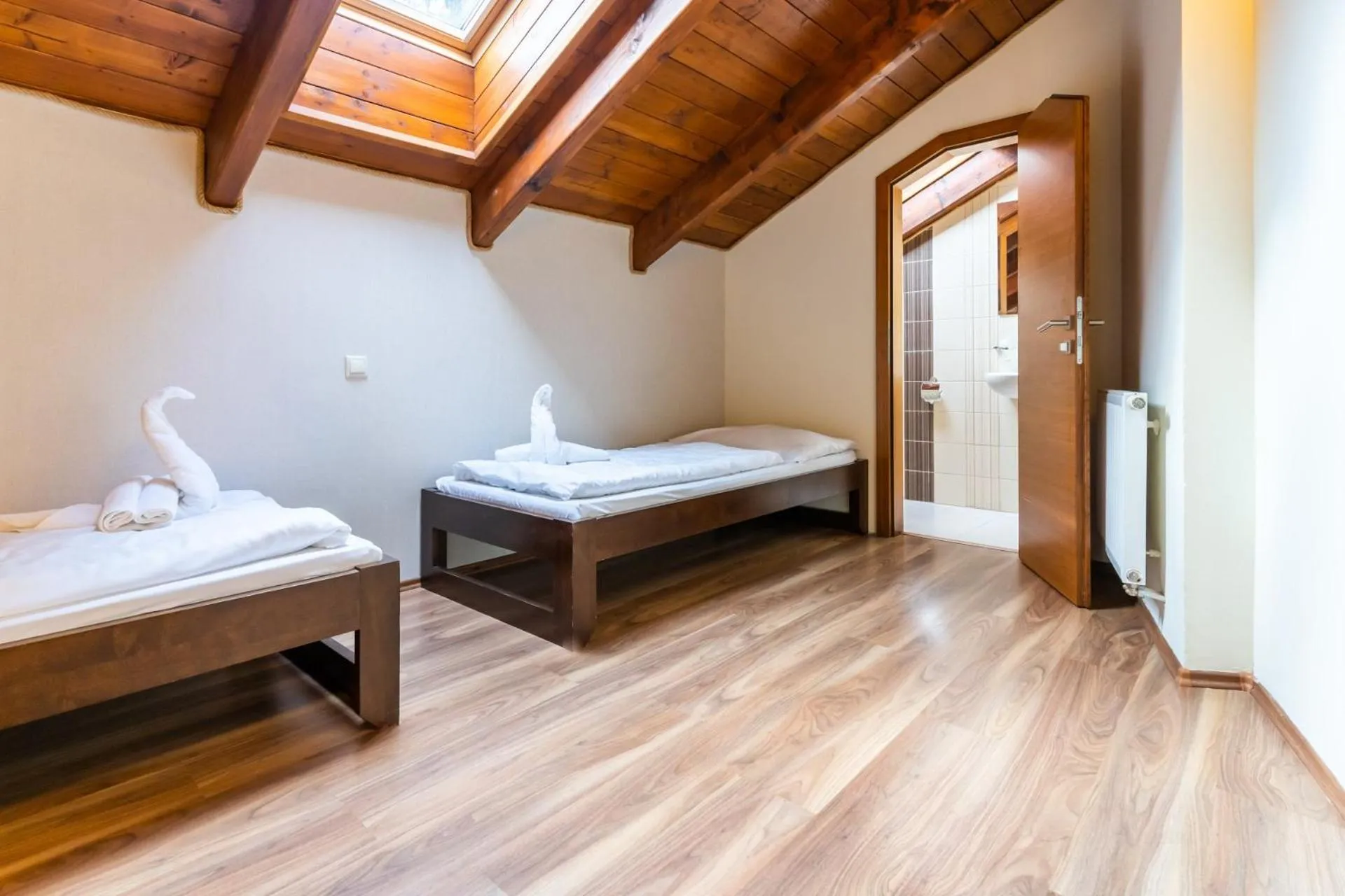 Bedroom, Bed in Villa Gardenia