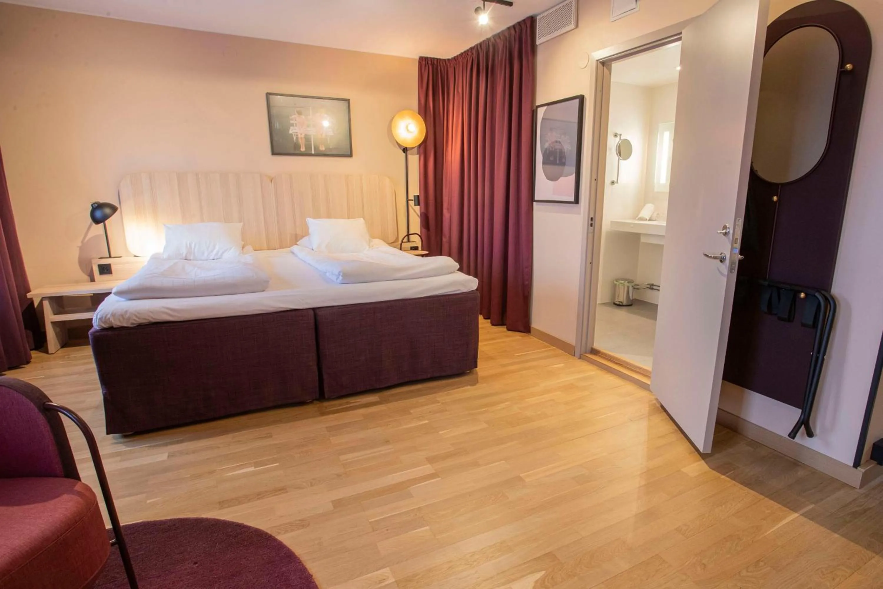 Bedroom, Bed in Scandic Star Lund