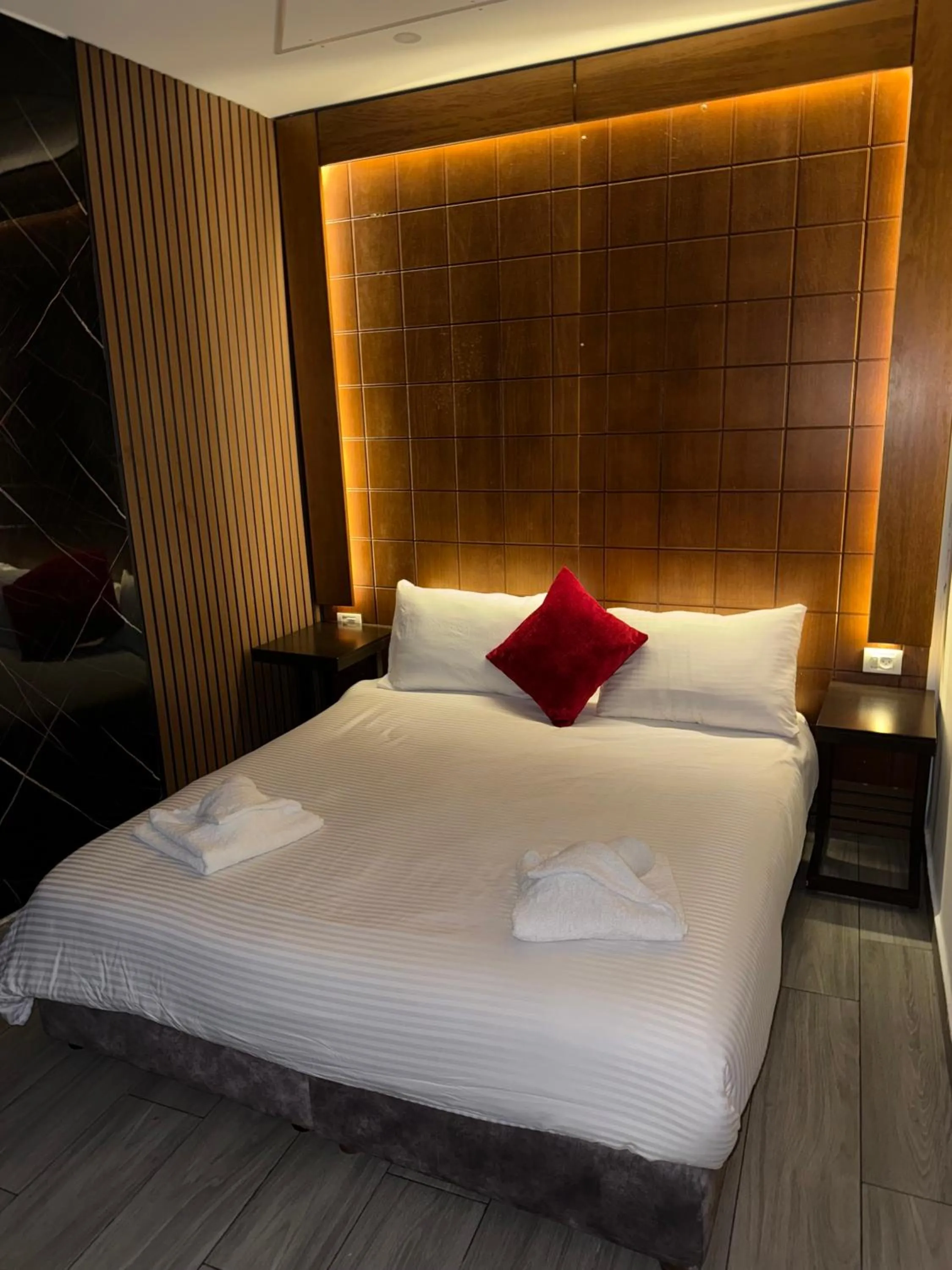 Bed in Assaraya Palace Hotel