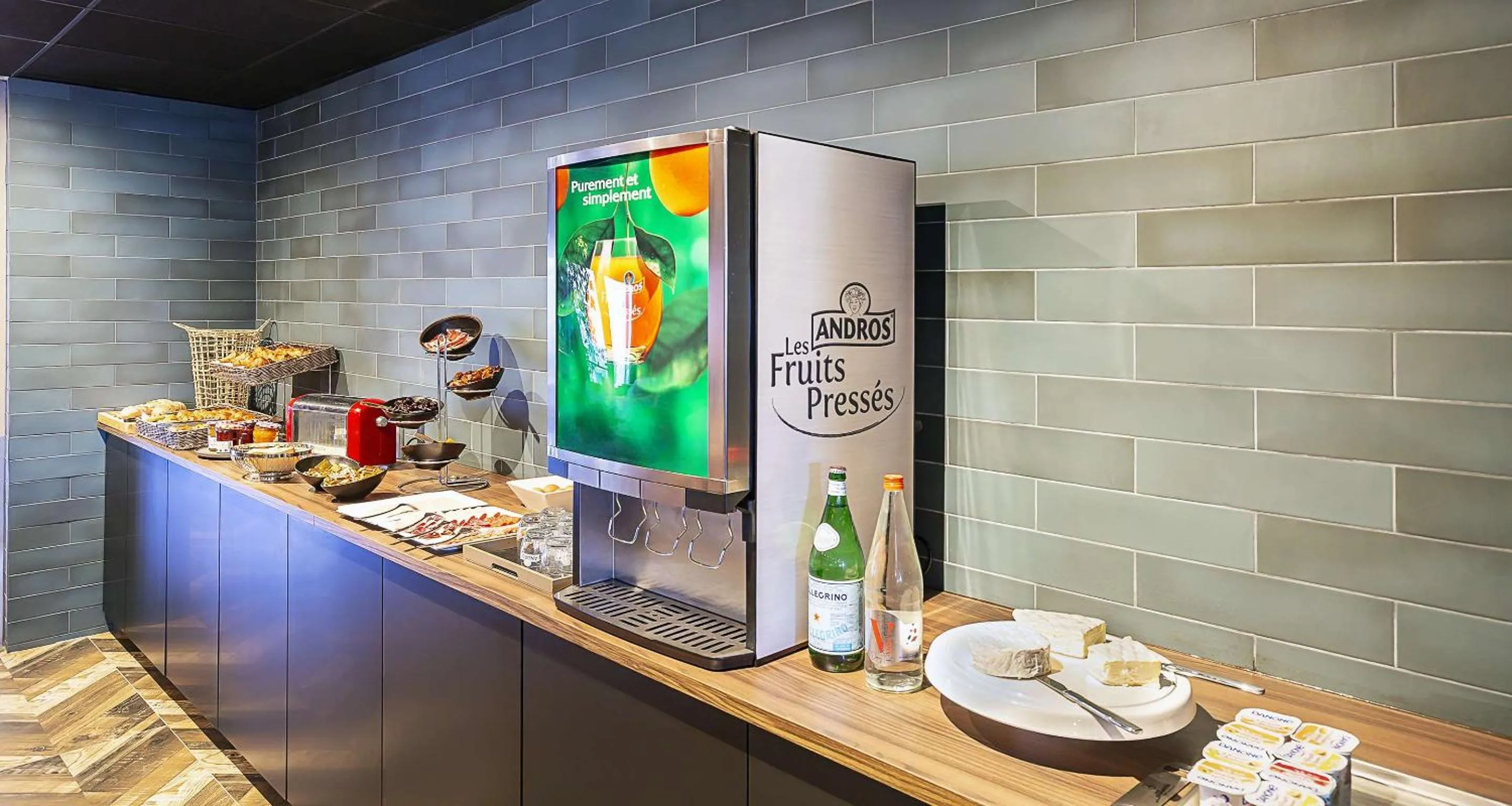 Food and drinks in Best Western Amarys Hotel & Spa