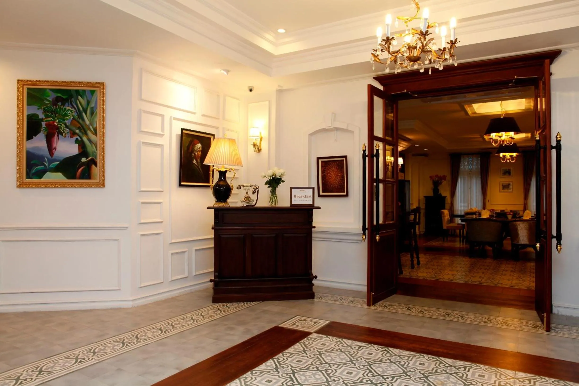 Restaurant/places to eat in Dhavara Boutique Hotel