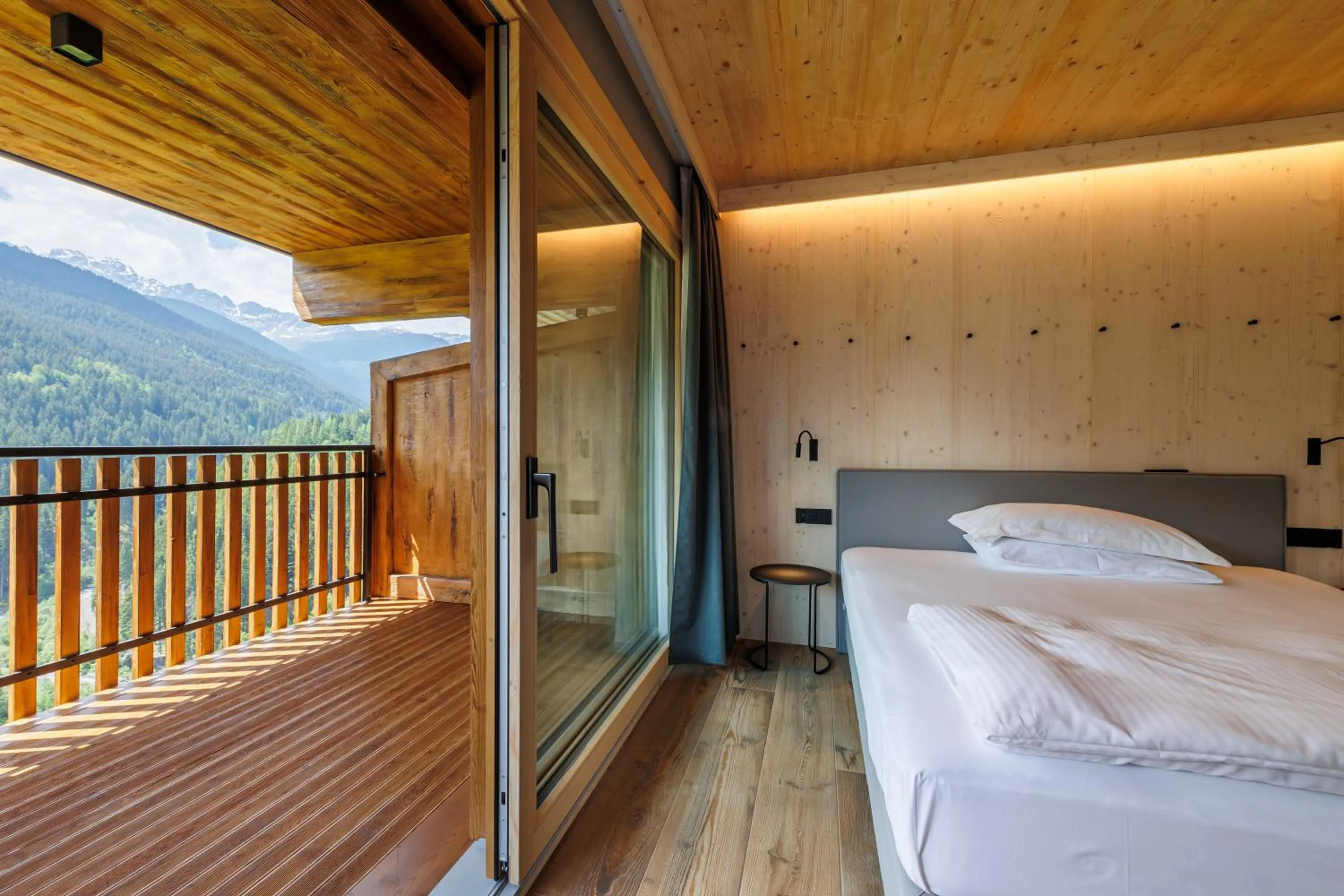 Bed in Hotel Miravalle