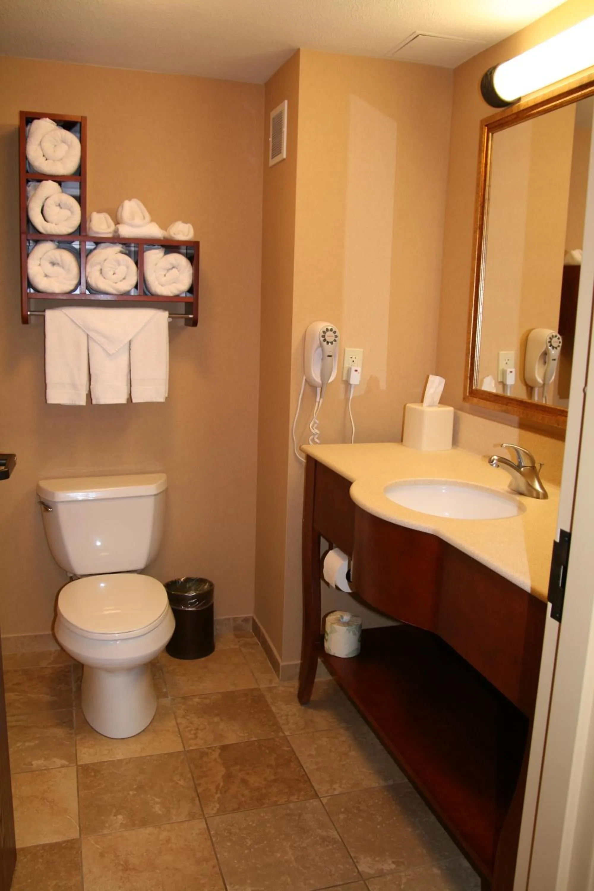 Bathroom in McKnight Hotel