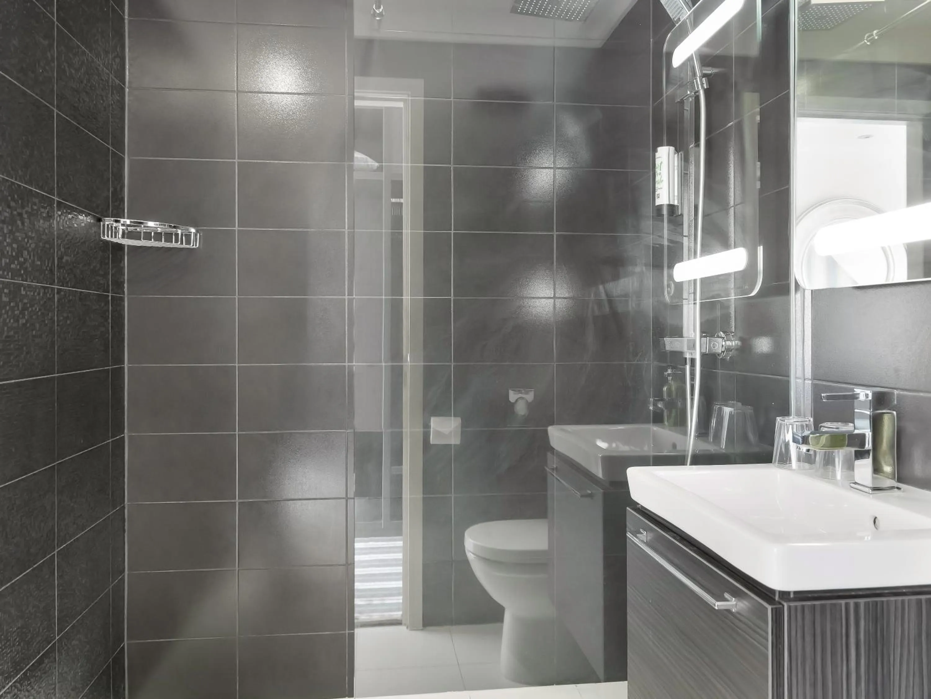 Bathroom in Wharton Park Golf & Country Club