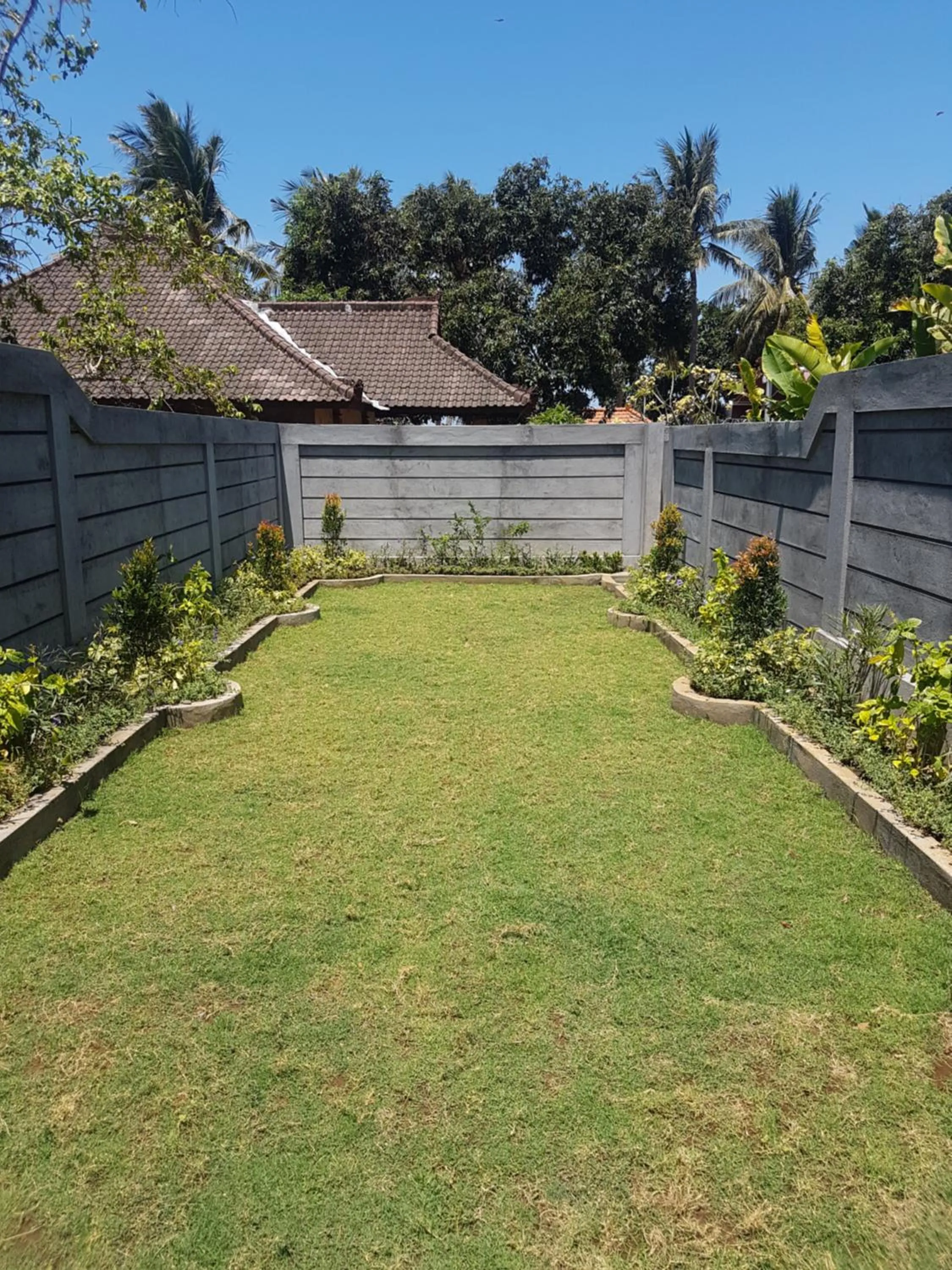 Garden in Vila Troja Kubu