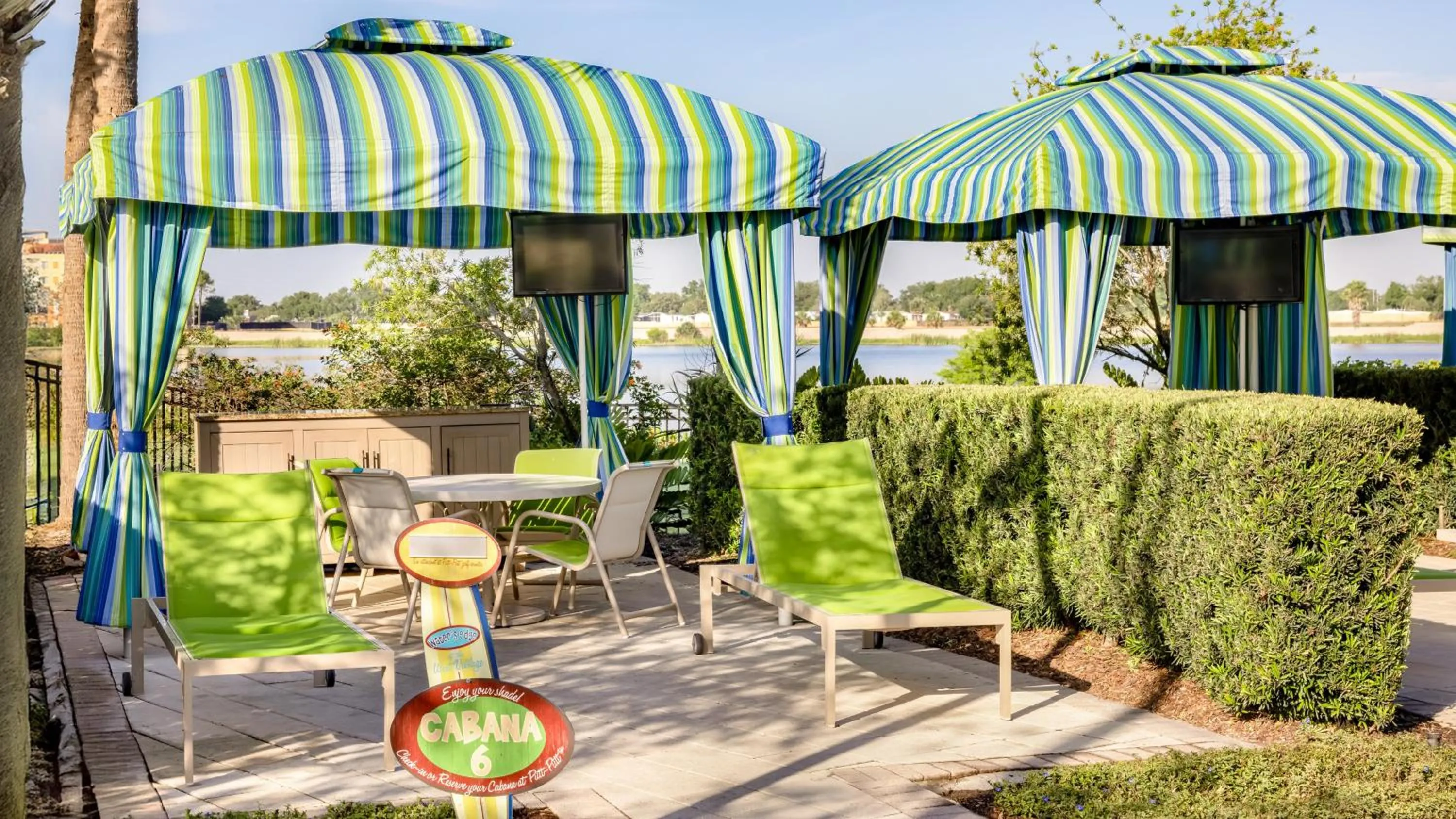 Swimming pool in Holiday Inn Club Vacations At Orange Lake Resort