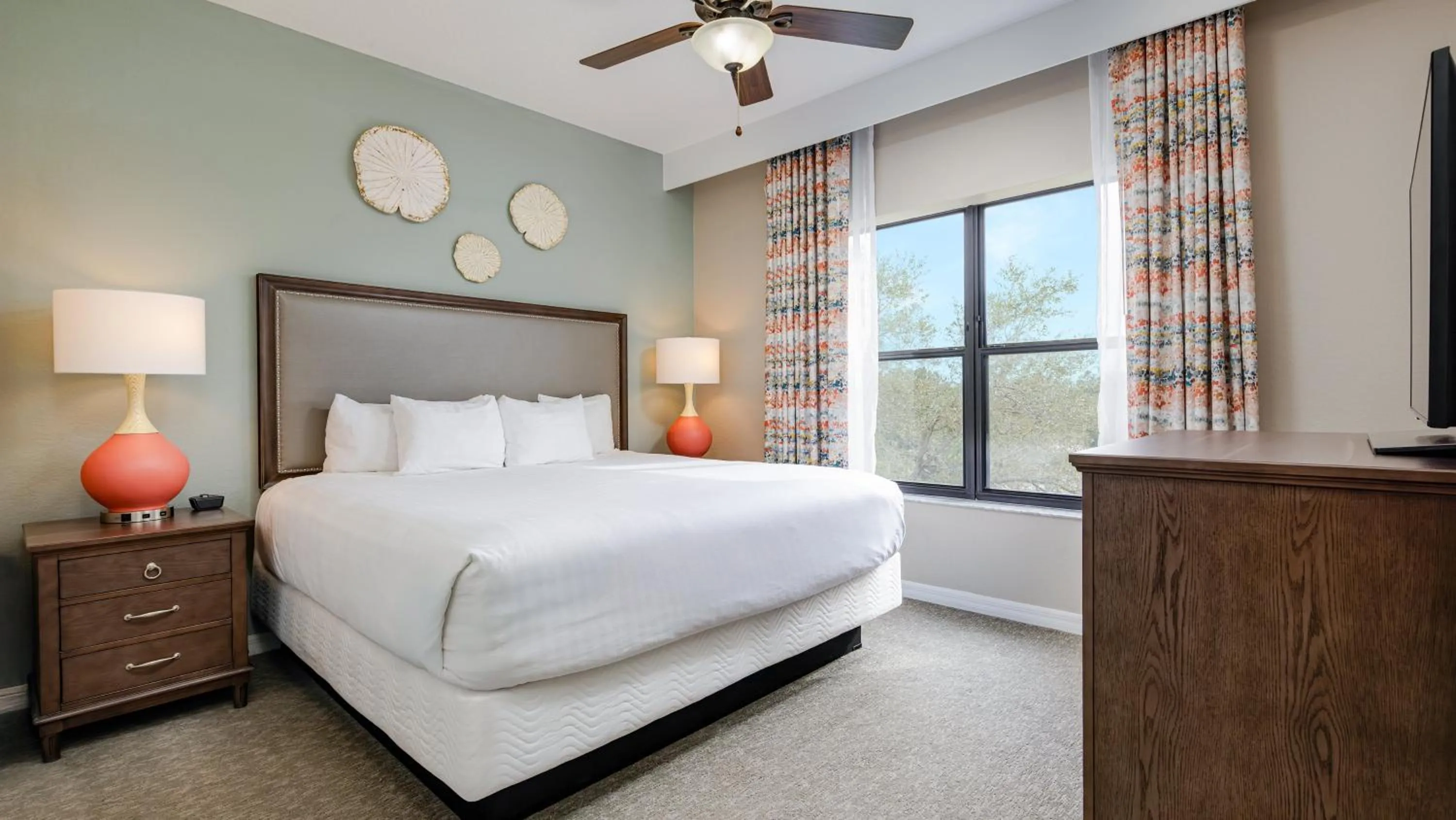 Photo of the whole room, Bed in Holiday Inn Club Vacations At Orange Lake Resort