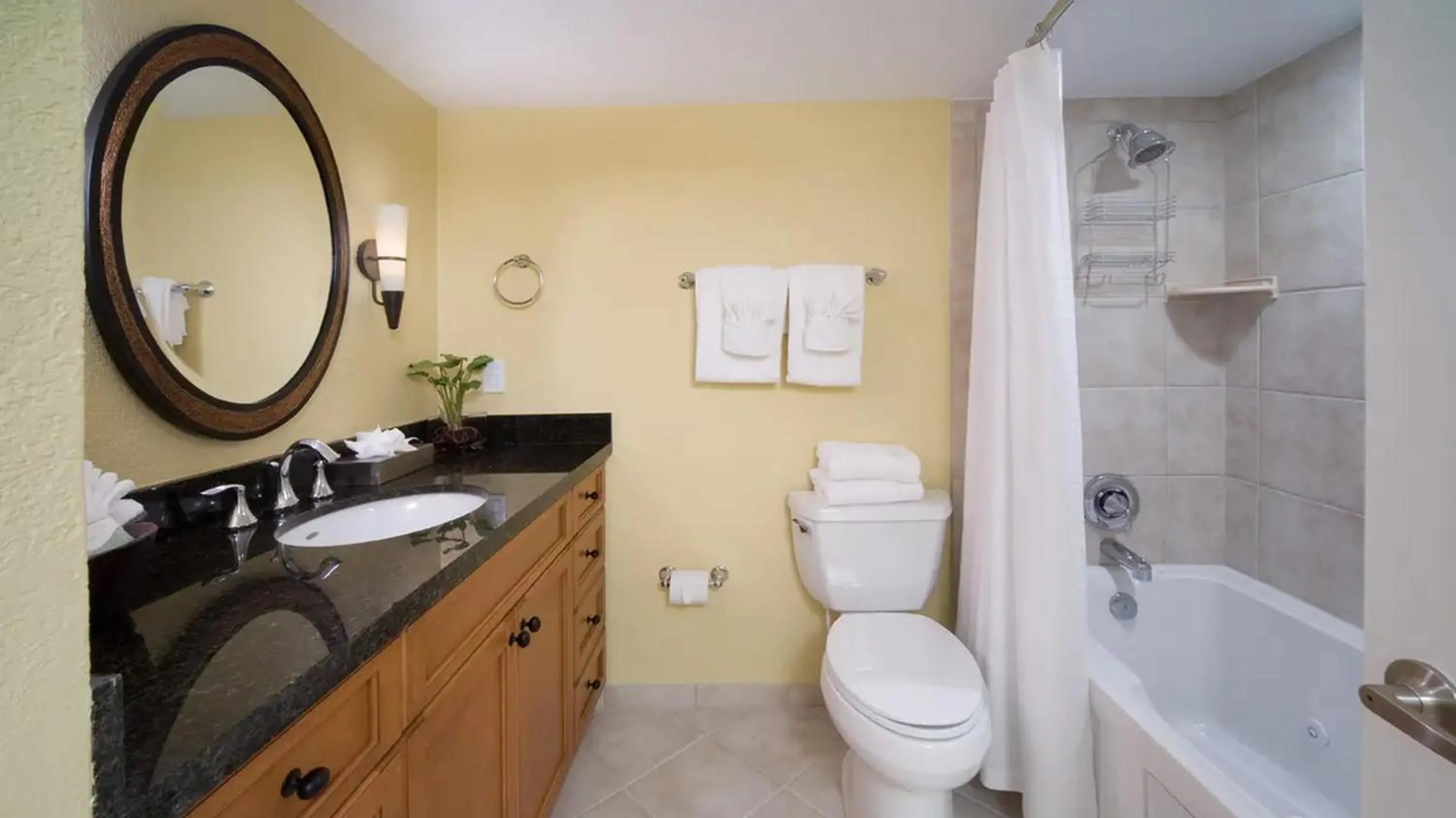 Photo of the whole room in Holiday Inn Club Vacations At Orange Lake Resort