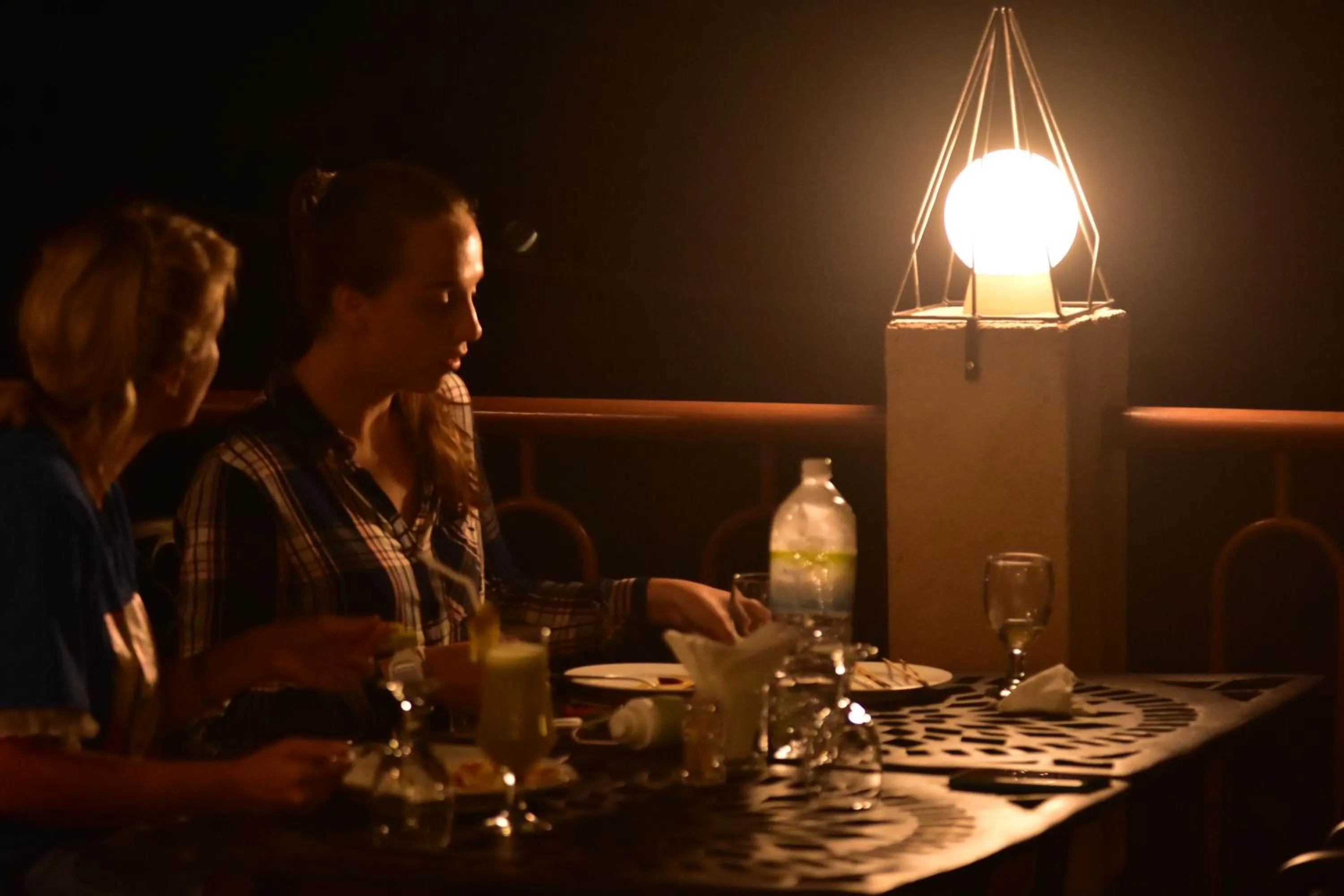 Restaurant/places to eat in Hotel Lakefield