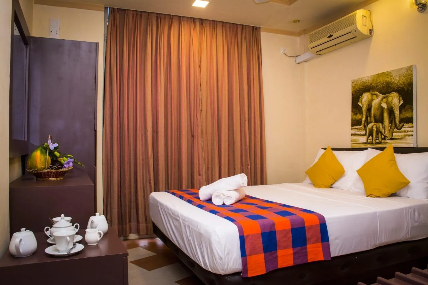 Bed in Hotel Lakefield