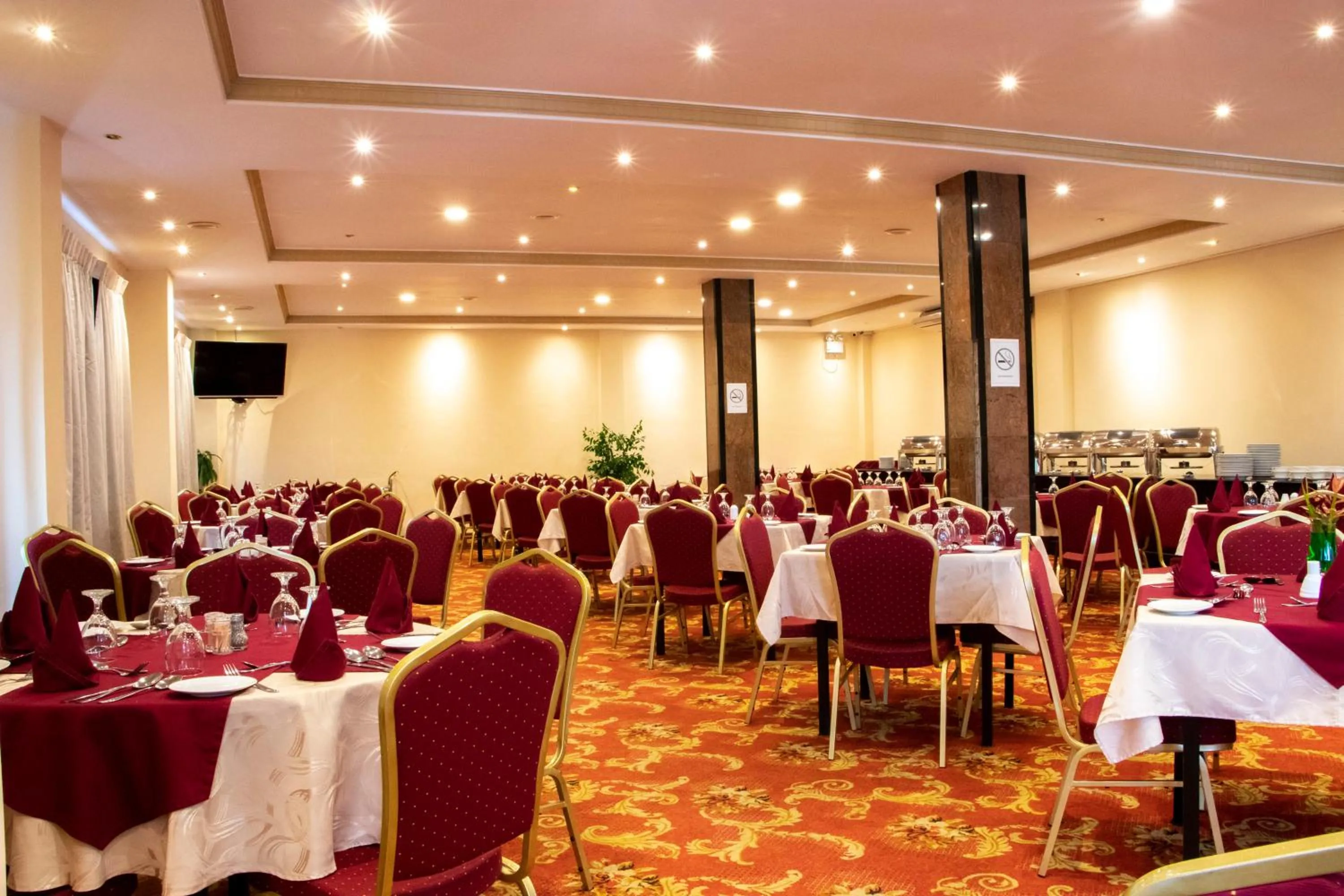 Banquet/Function facilities in Hotel Lakefield