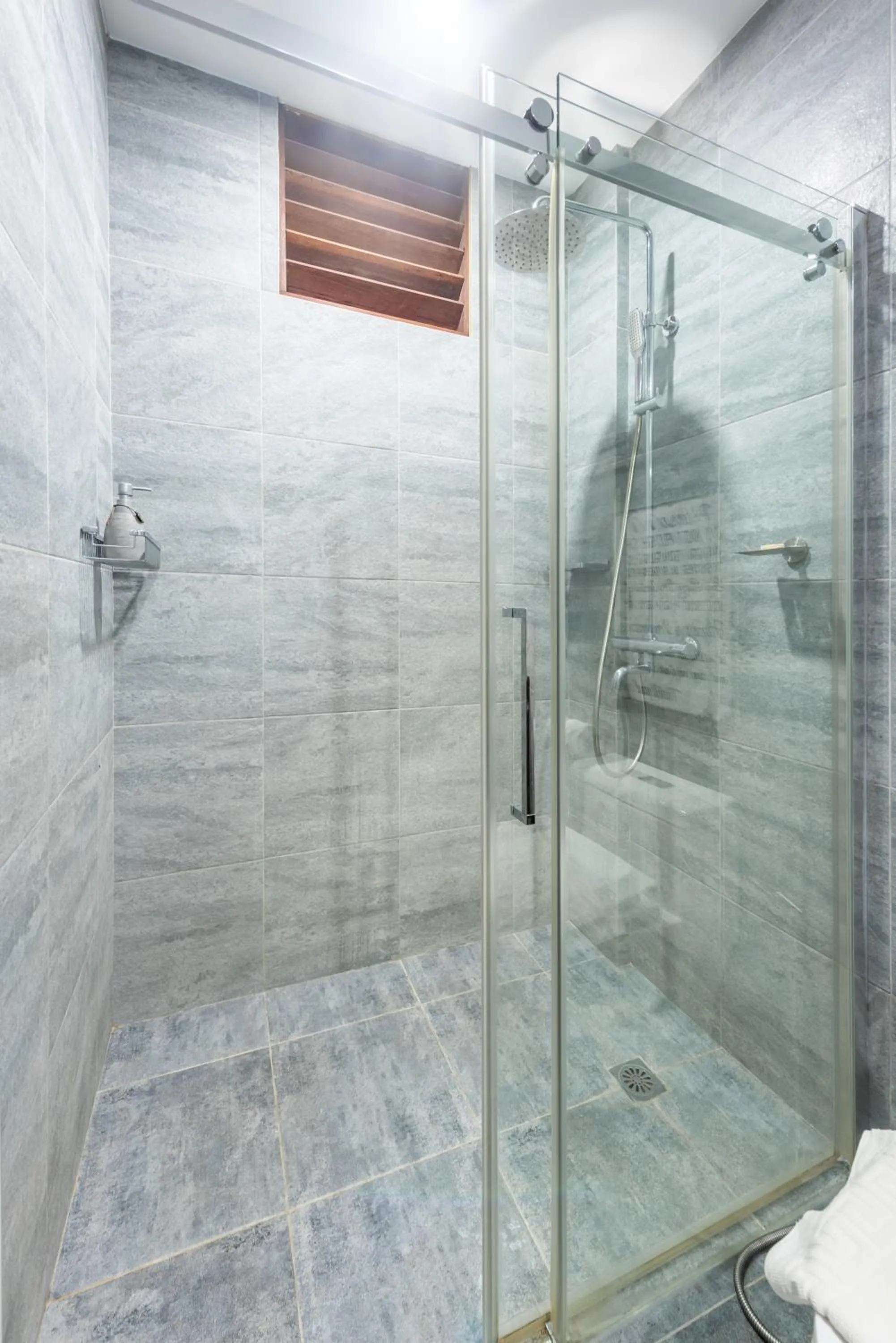 Shower in Kalipay Resort Siargao