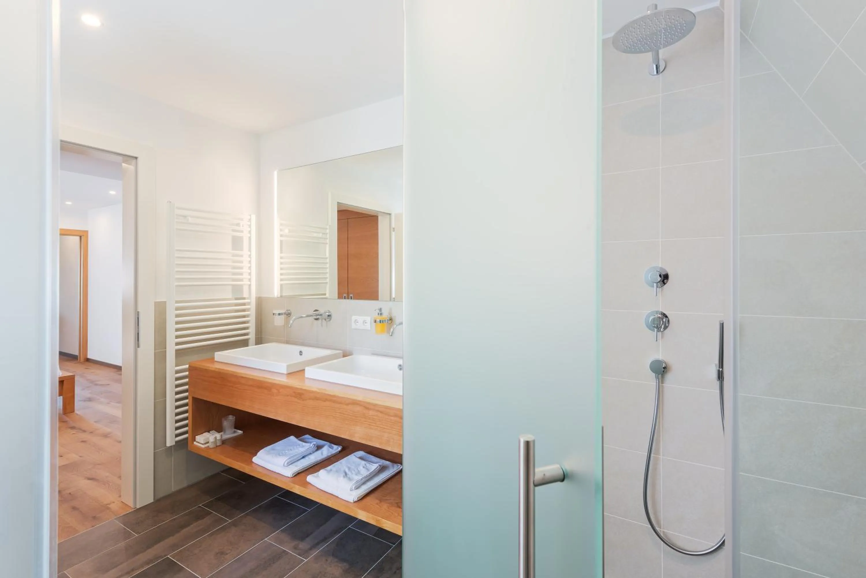 Balcony/Terrace, Bed in Hotel Sonnenhof