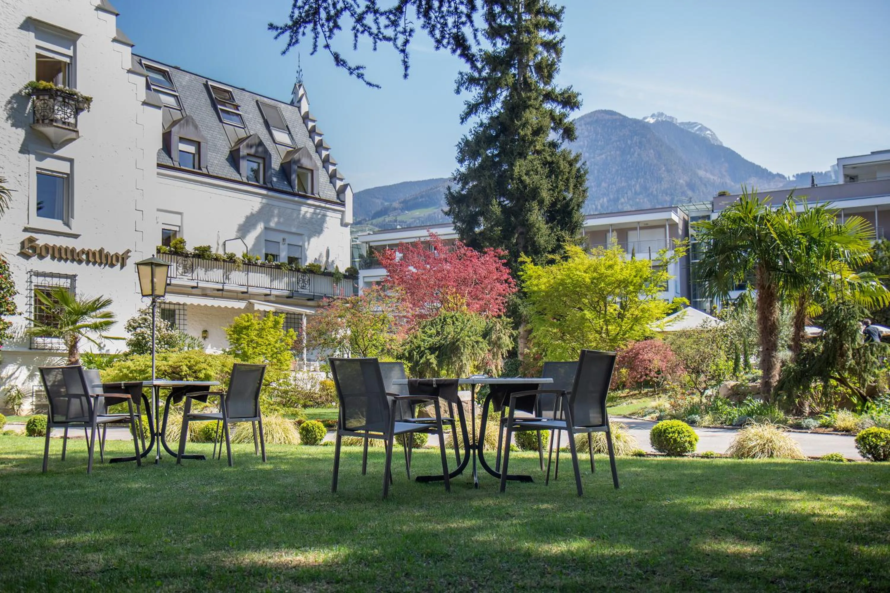 Garden in Hotel Sonnenhof