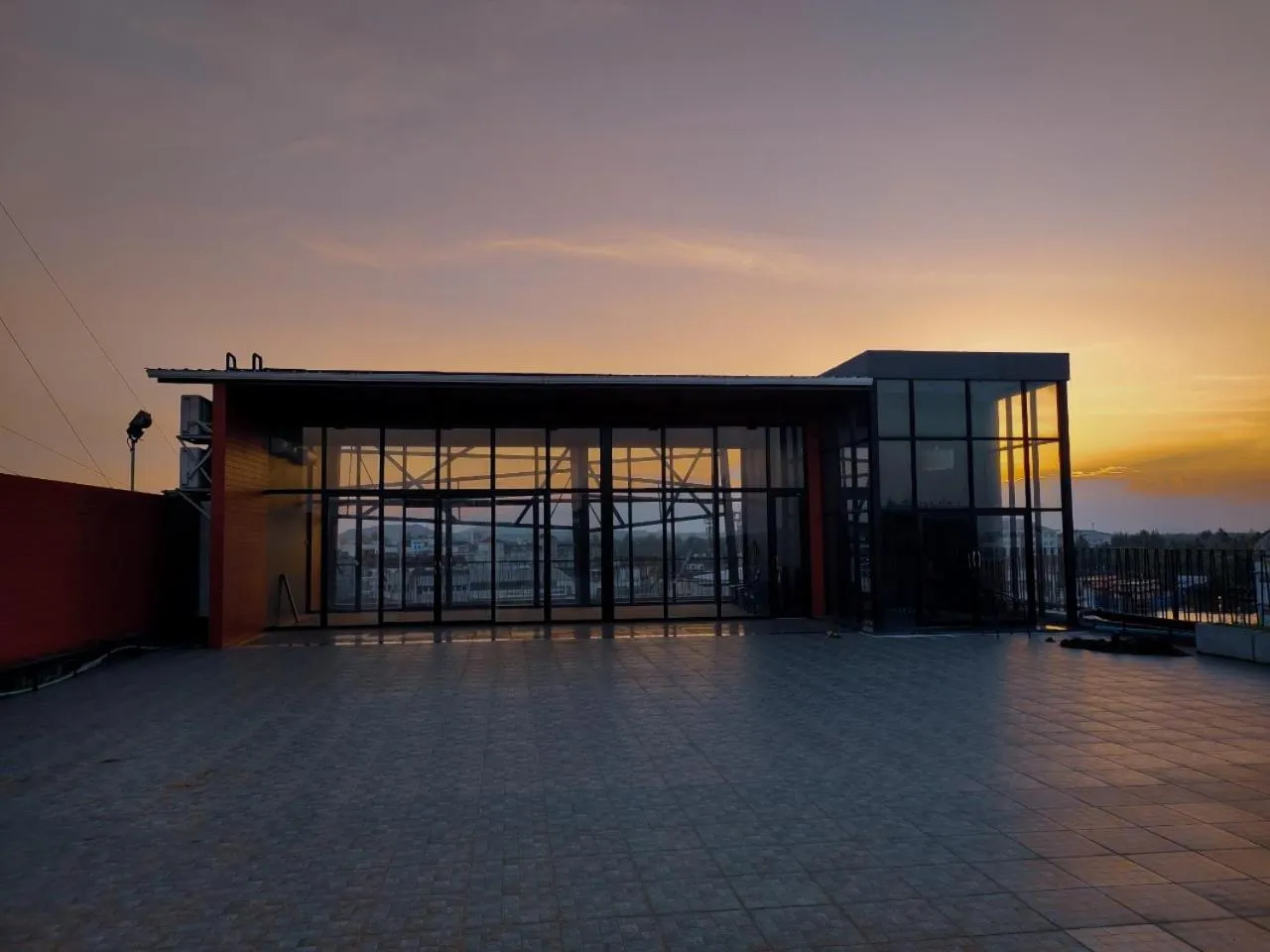 The Harbour Front Hotel