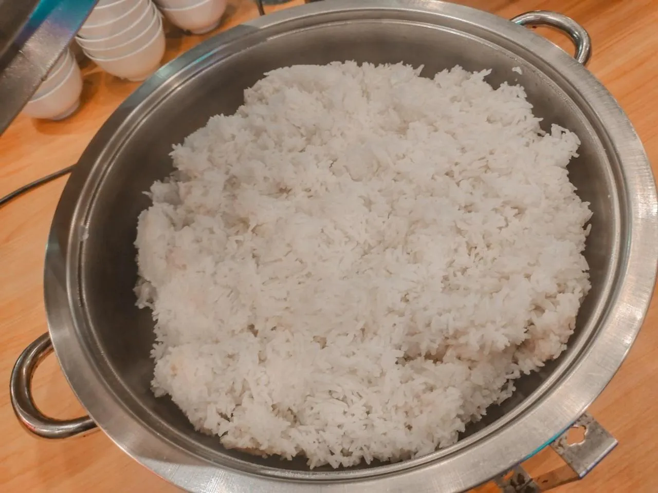 Food in The Harbour Front Hotel