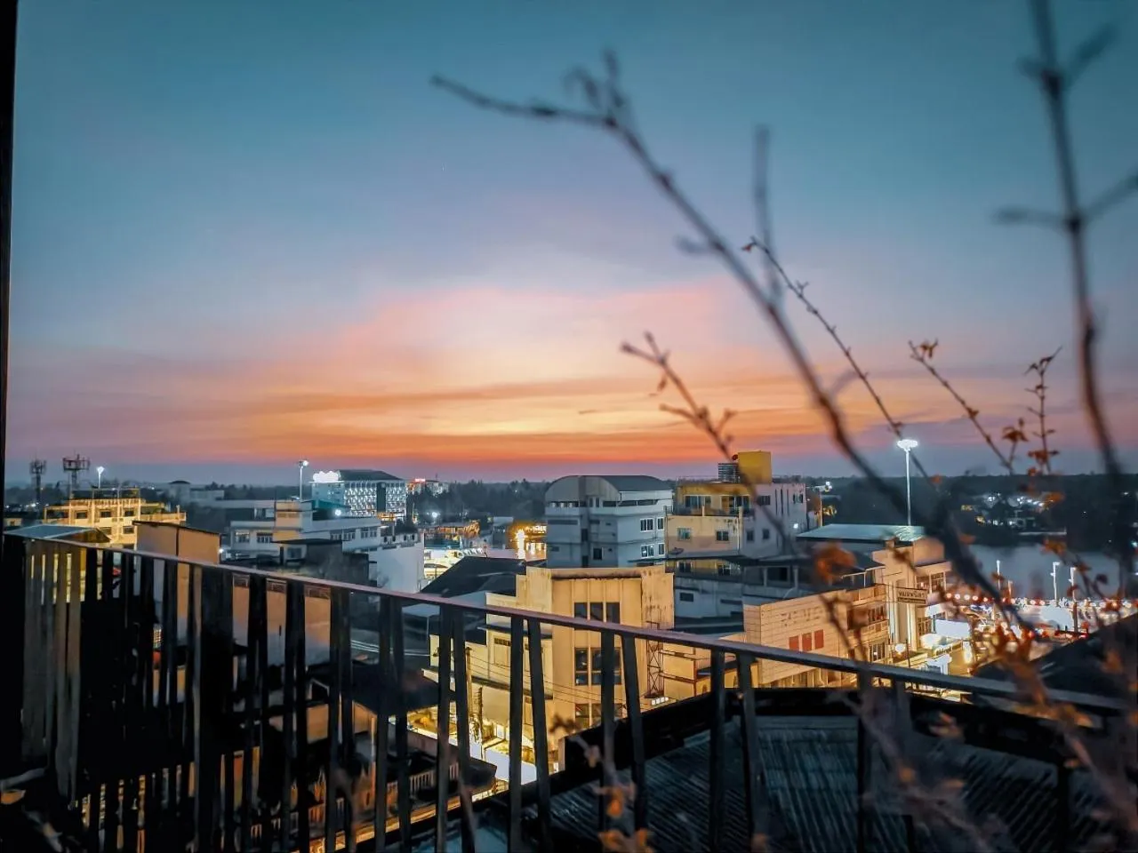 The Harbour Front Hotel