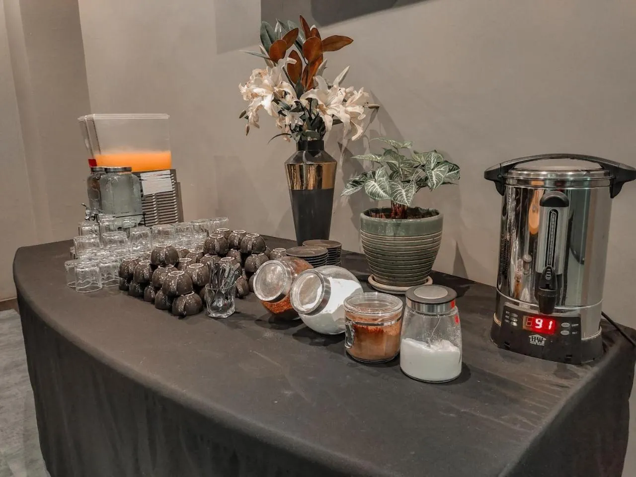 The Harbour Front Hotel