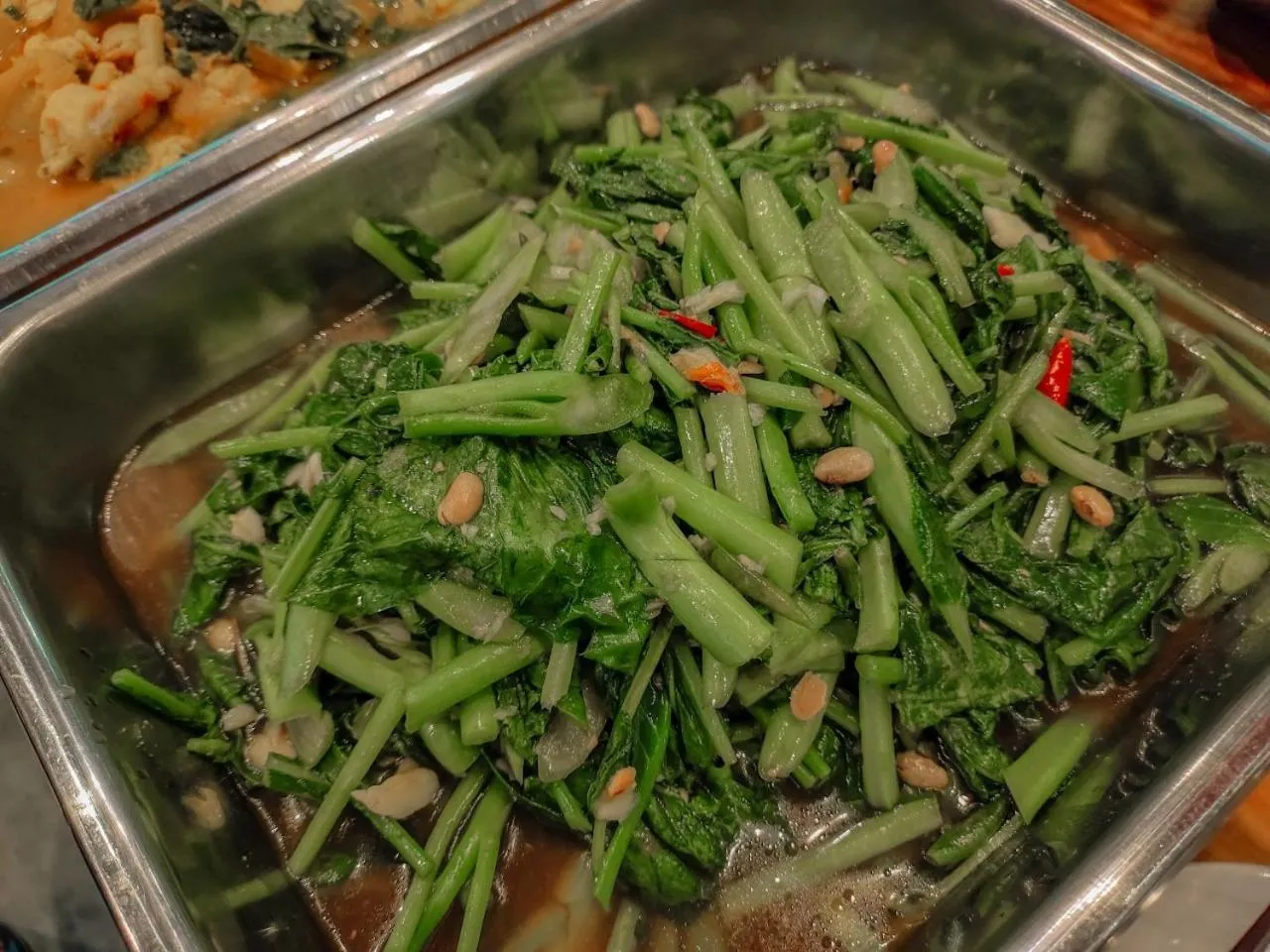 Food in The Harbour Front Hotel