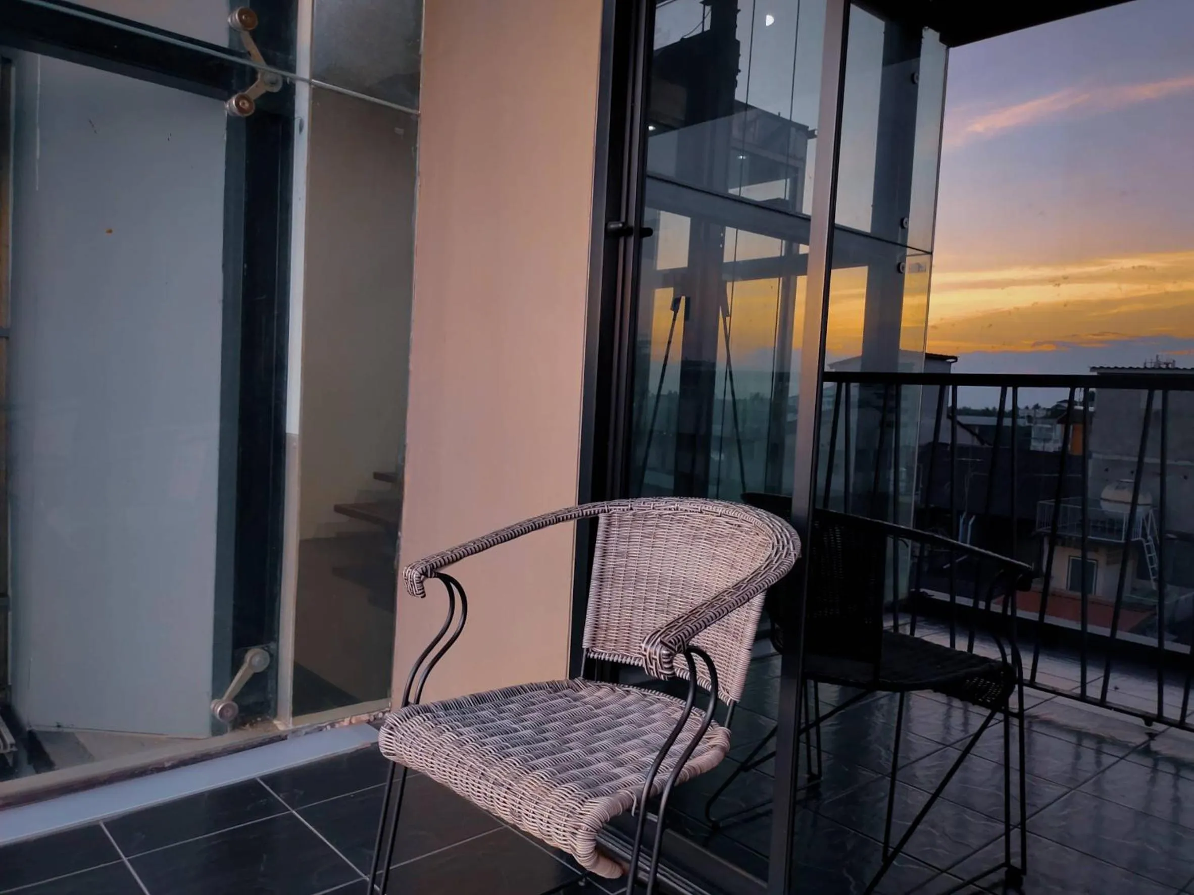 Patio in The Harbour Front Hotel