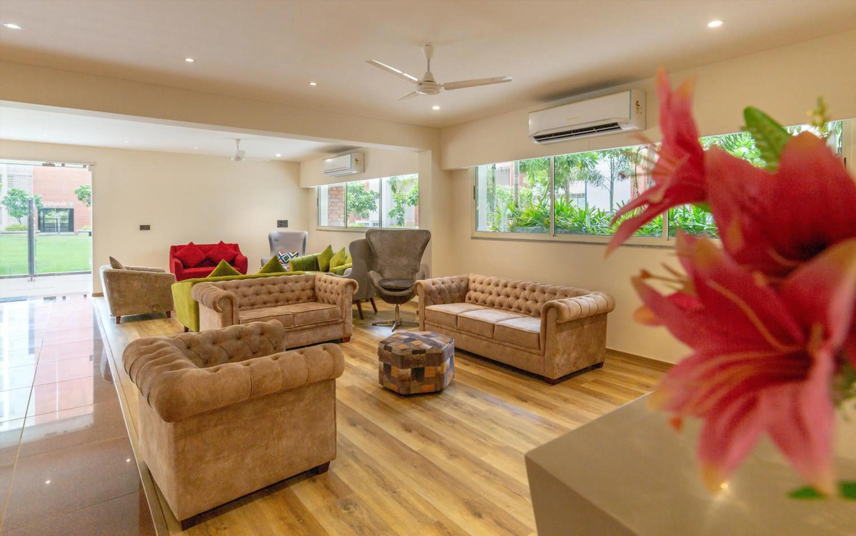 Lobby or reception in Siara Styles Amba Suites, Gandhinagar