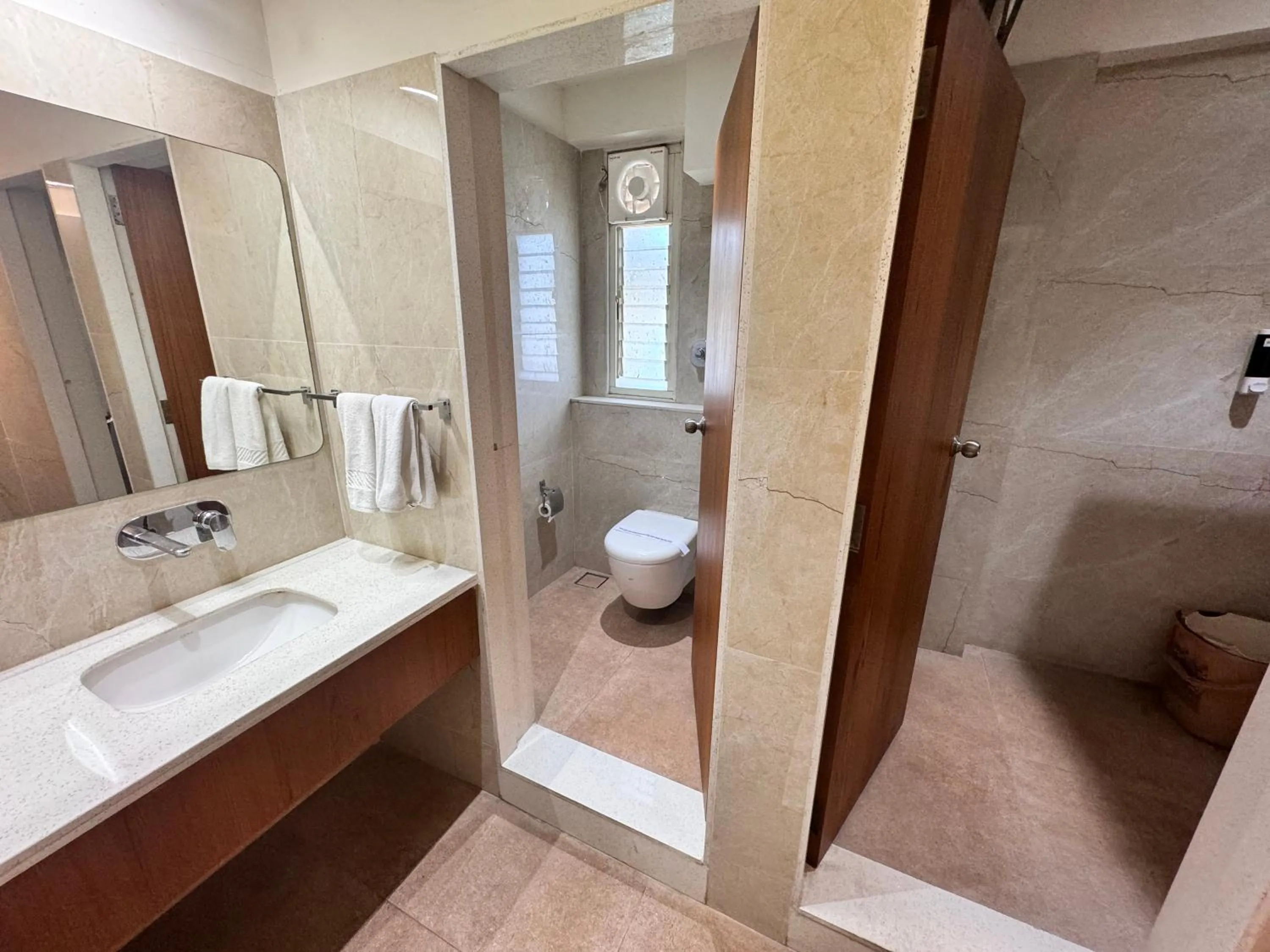 Bathroom in Siara Styles Amba Suites, Gandhinagar