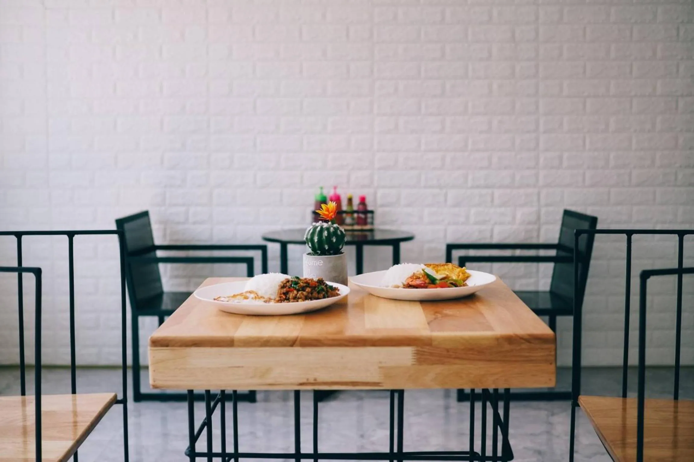 Dining area in HillSide Boutique