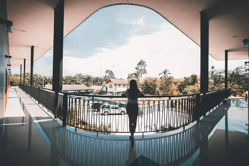 Inner courtyard view in HillSide Boutique