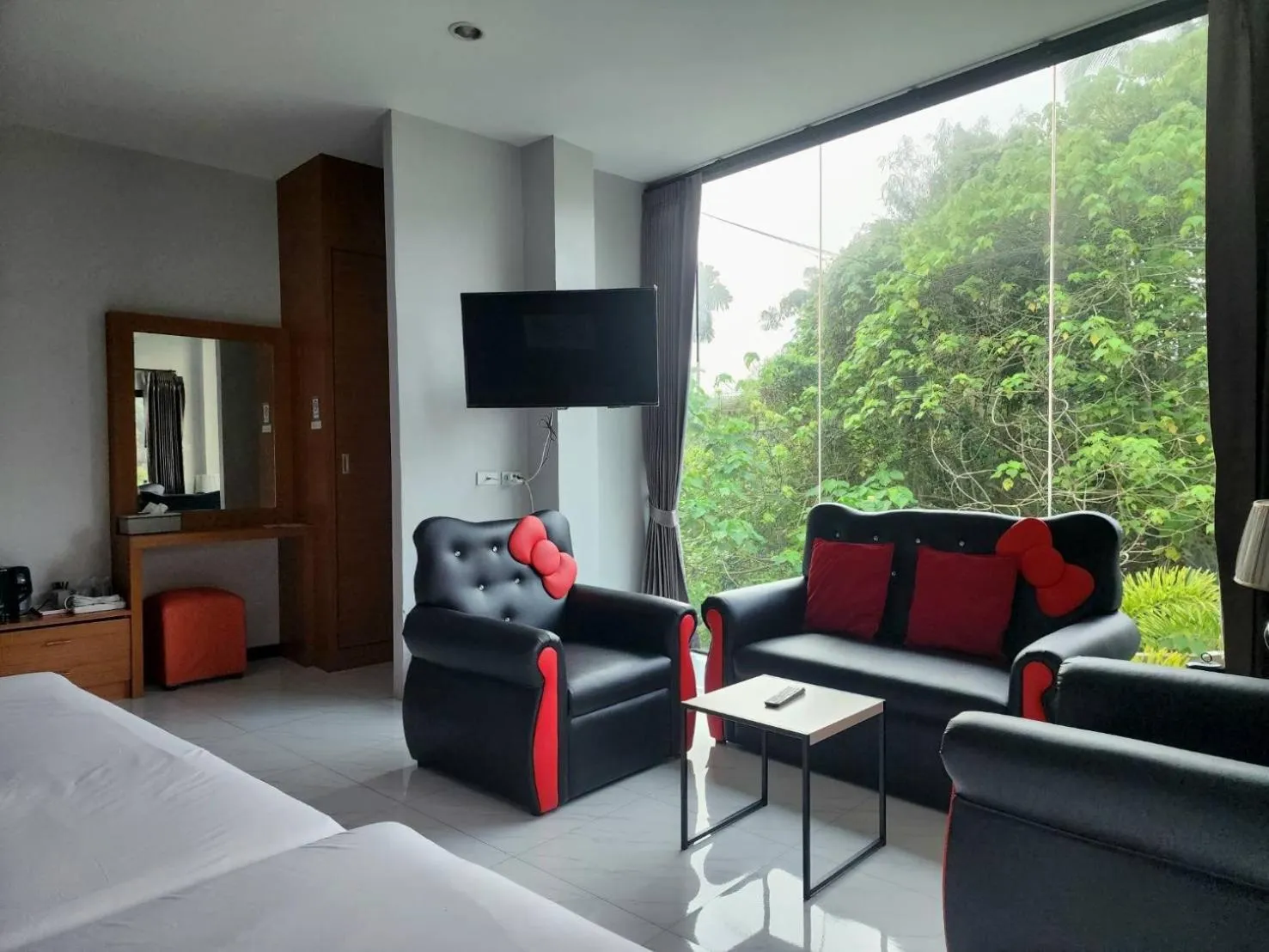 Bedroom, Bed in HillSide Boutique