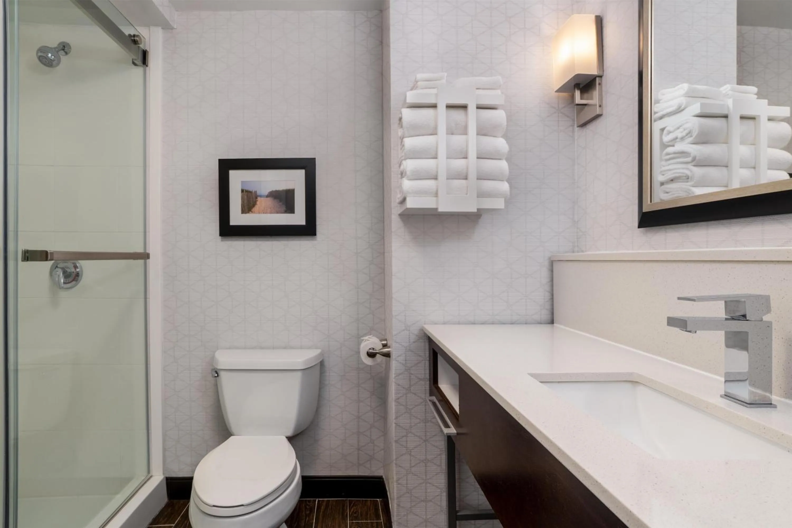 Bathroom in Hampton Inn & Suites By Hilton - Rockville Centre