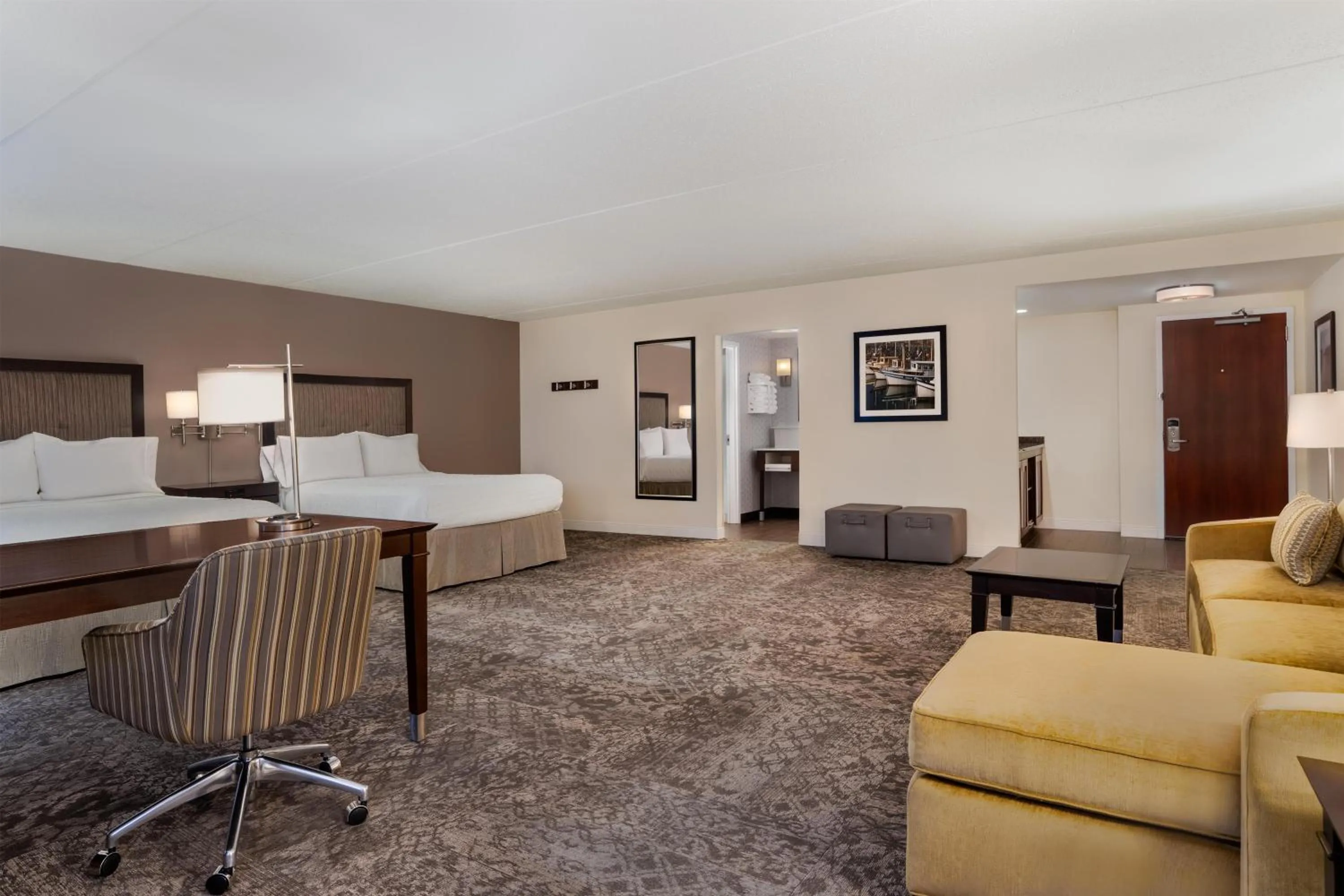 Living room in Hampton Inn & Suites By Hilton - Rockville Centre